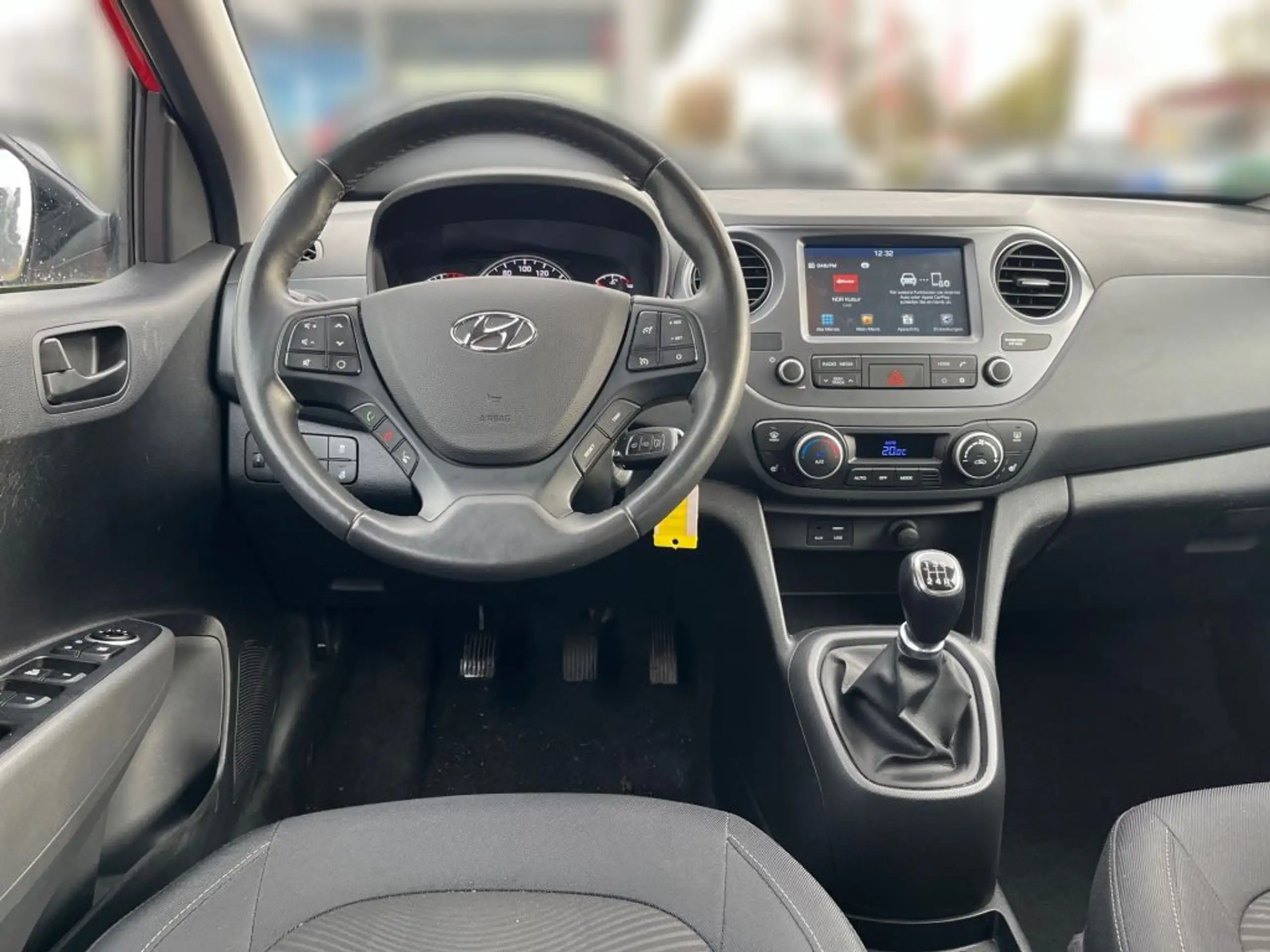 Hyundai - i10