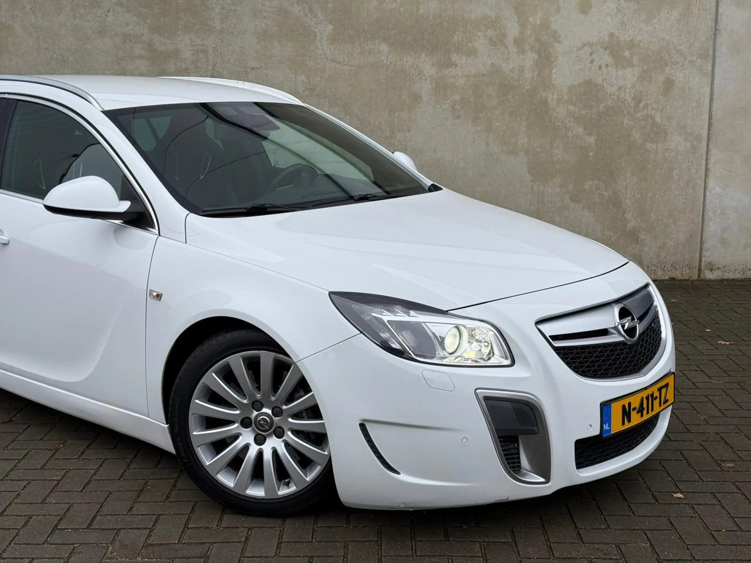 Opel - Insignia