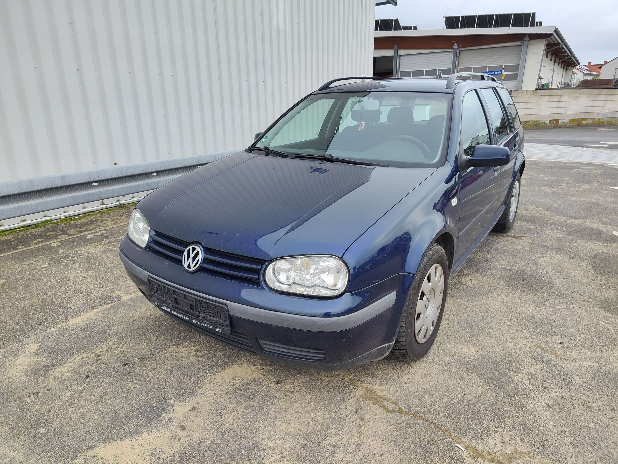 Volkswagen - Golf Variant