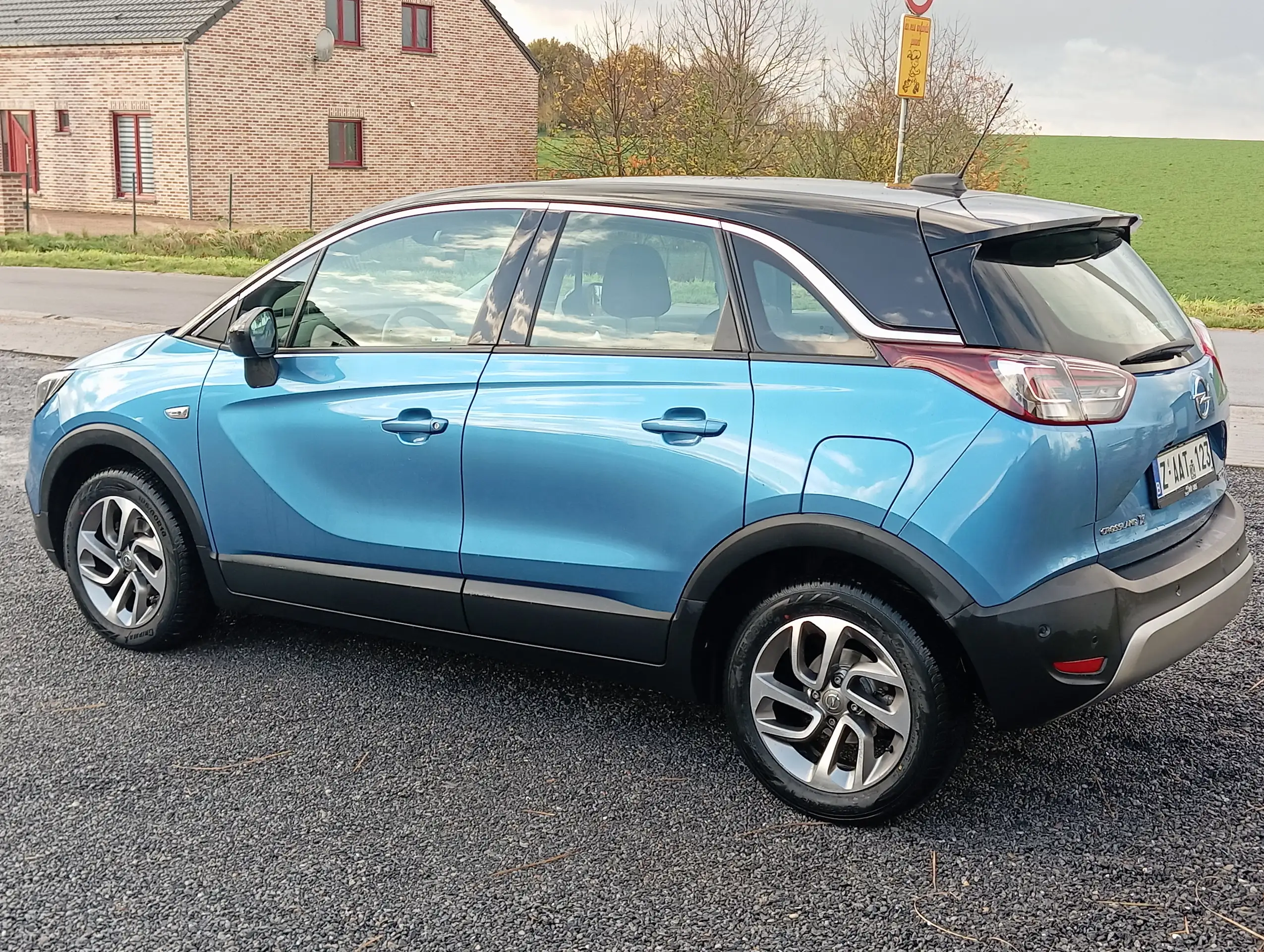 Opel - Crossland X