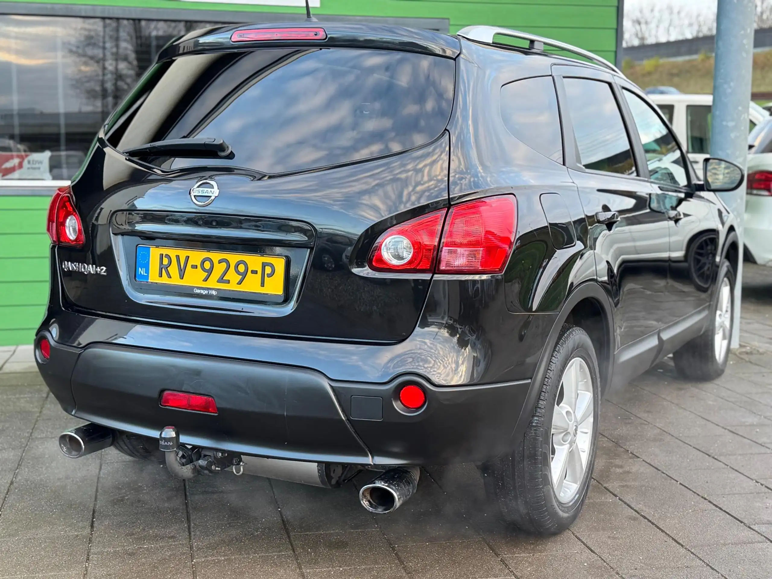 Nissan - Qashqai+2