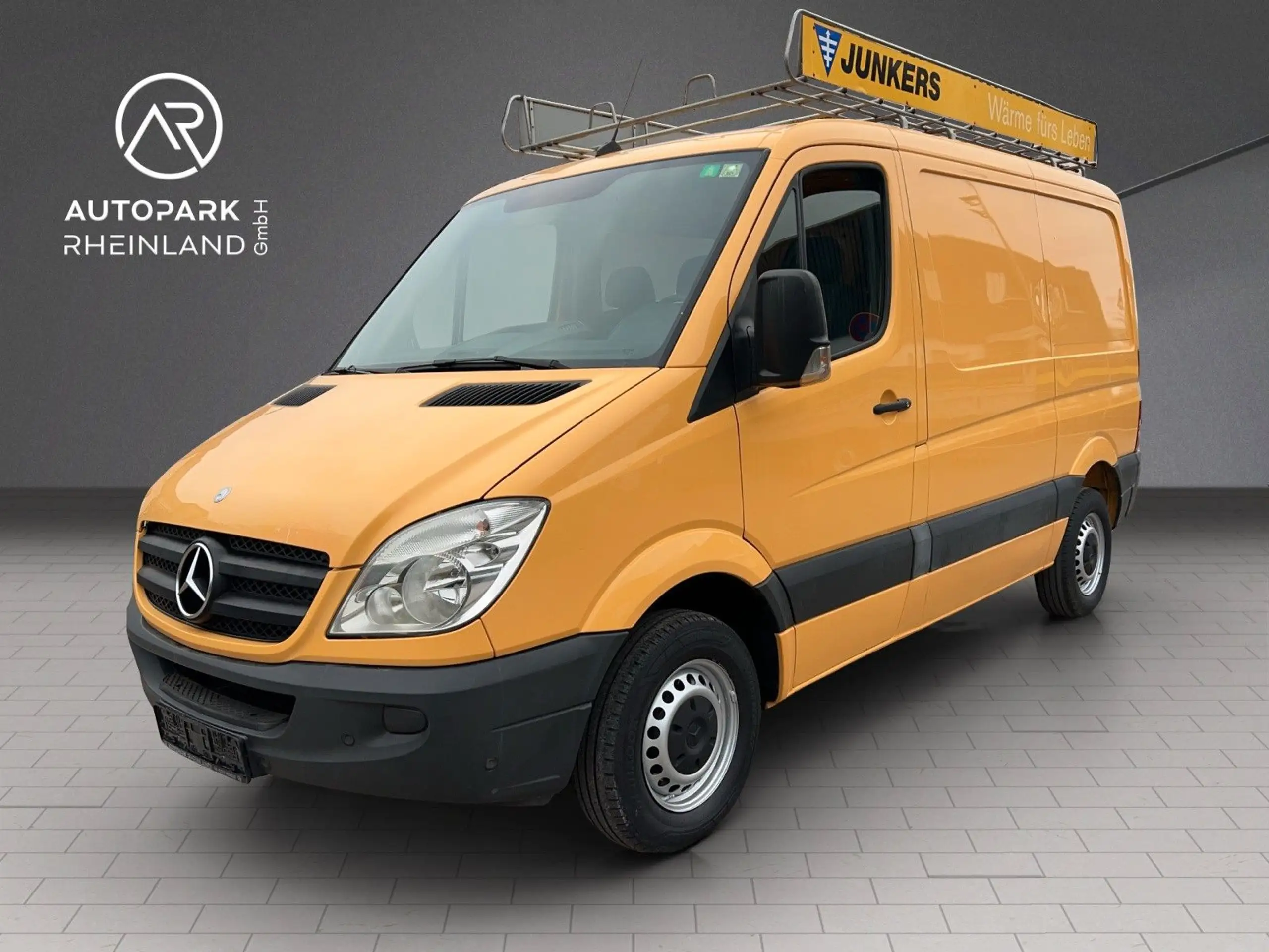 Mercedes-Benz - Sprinter