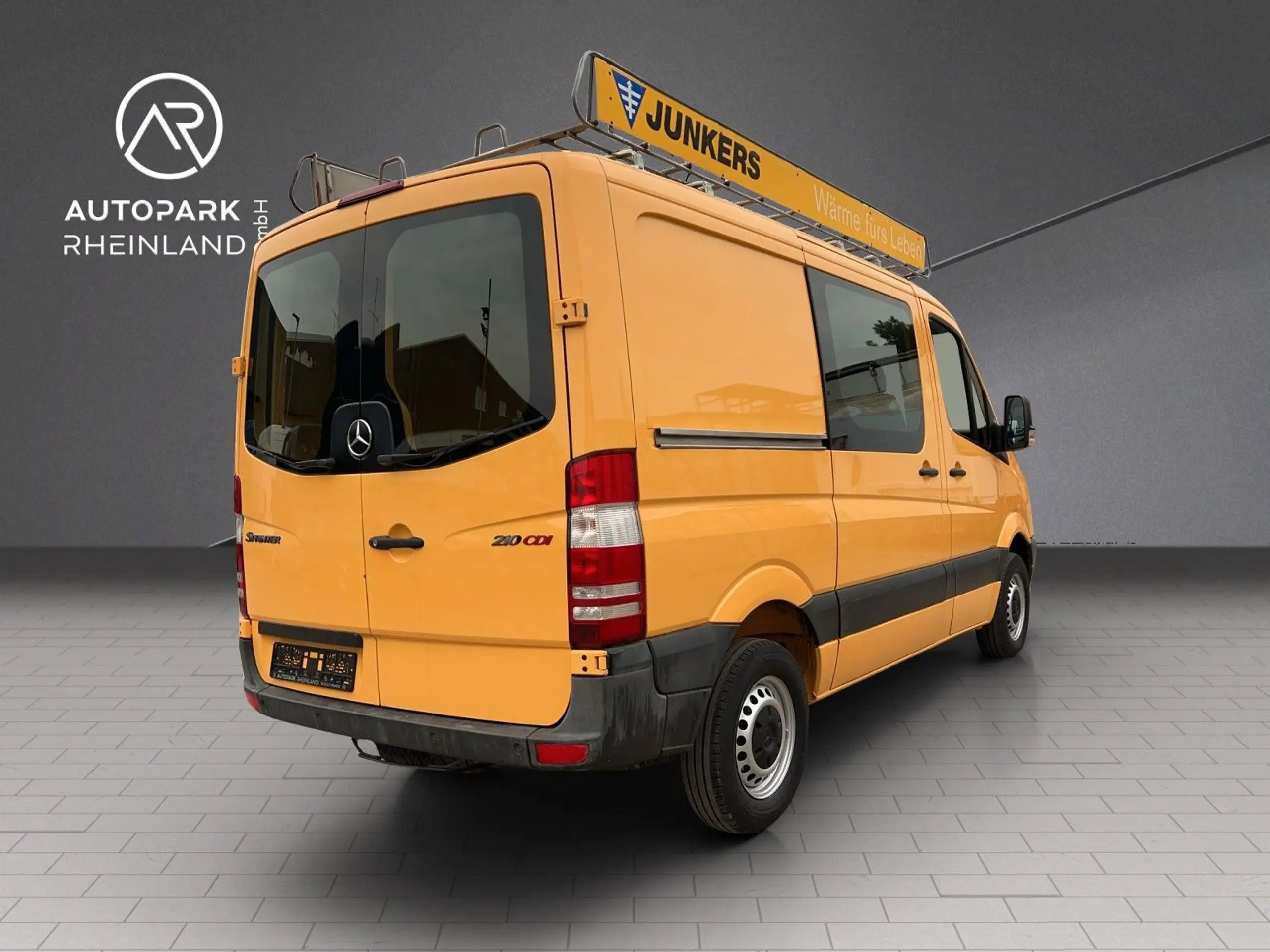 Mercedes-Benz - Sprinter