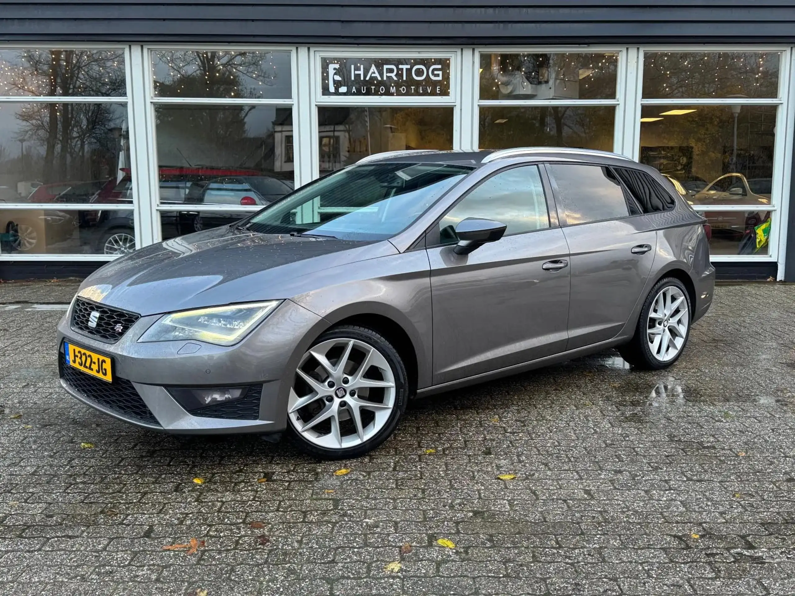 SEAT - Leon