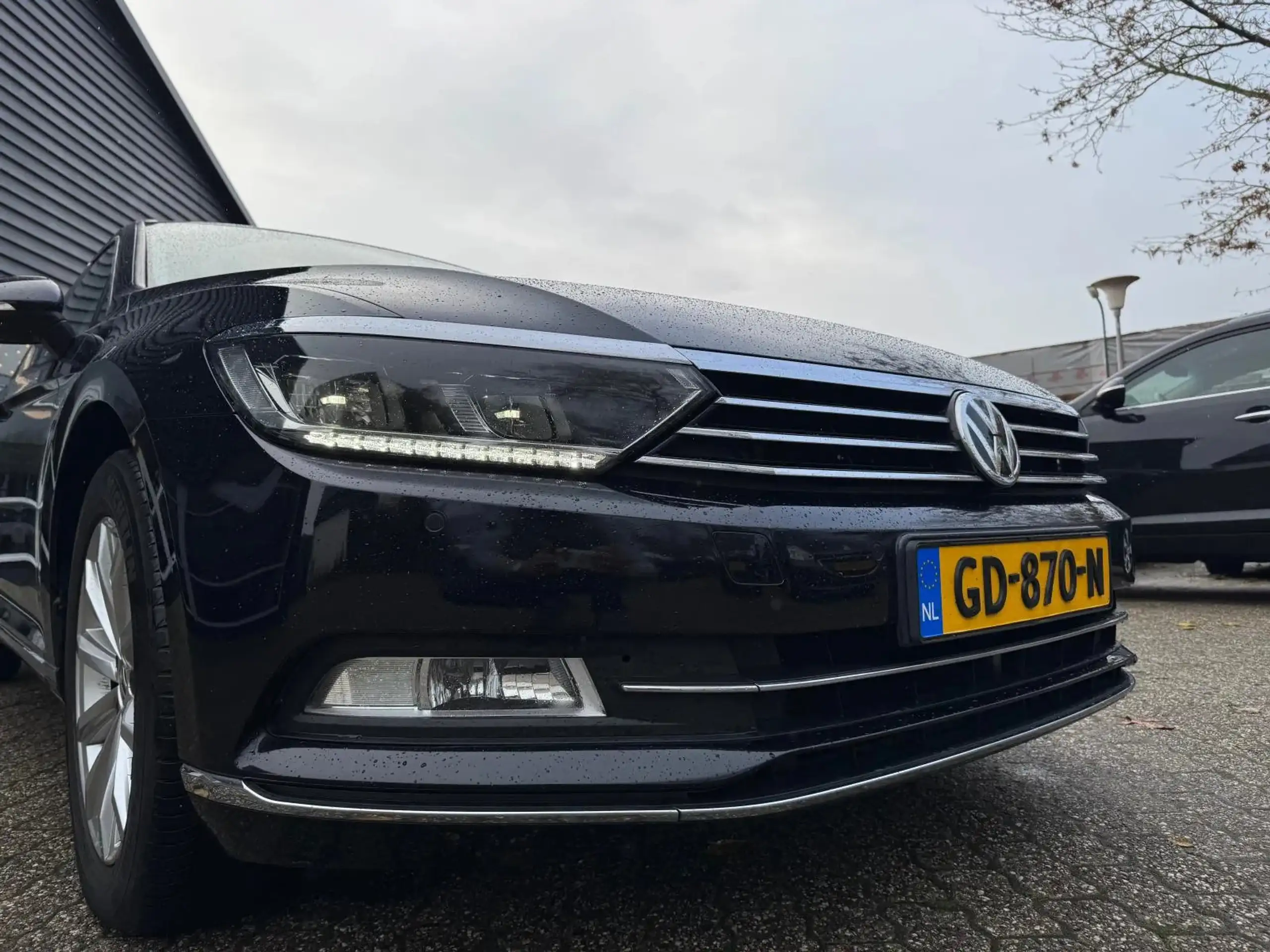 Volkswagen - Passat Variant