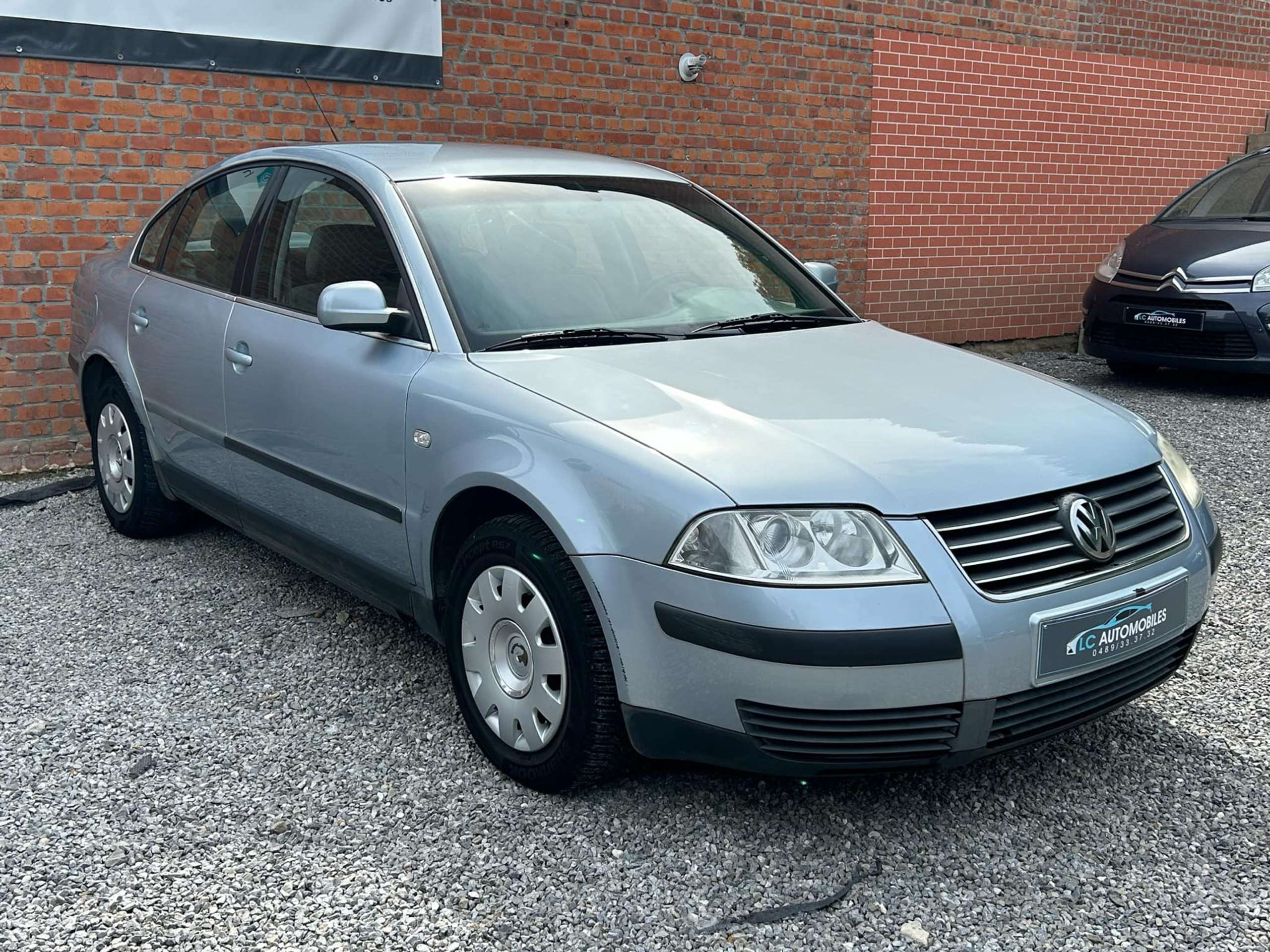 Volkswagen - Passat