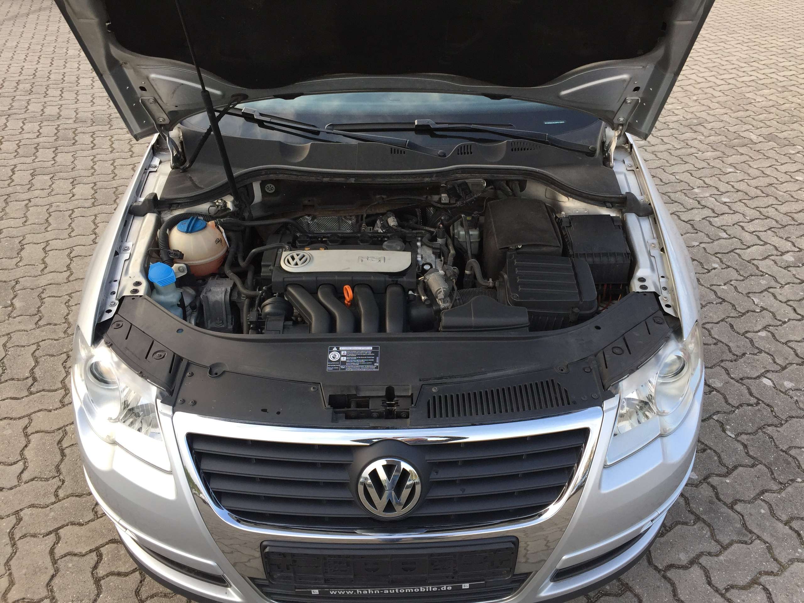 Volkswagen - Passat