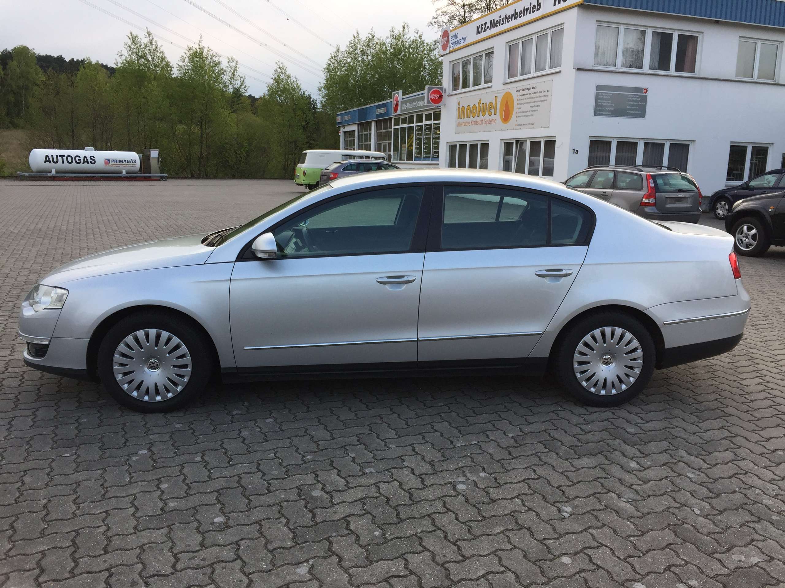 Volkswagen - Passat