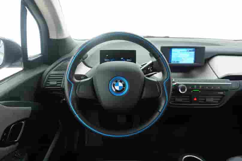 BMW - i3