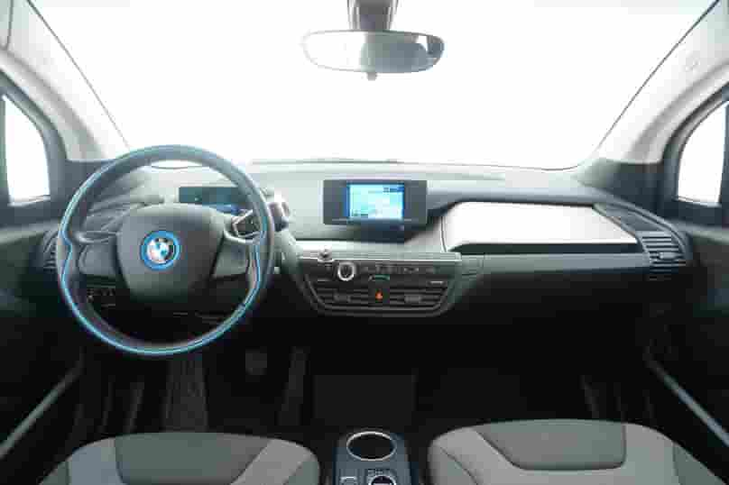 BMW - i3