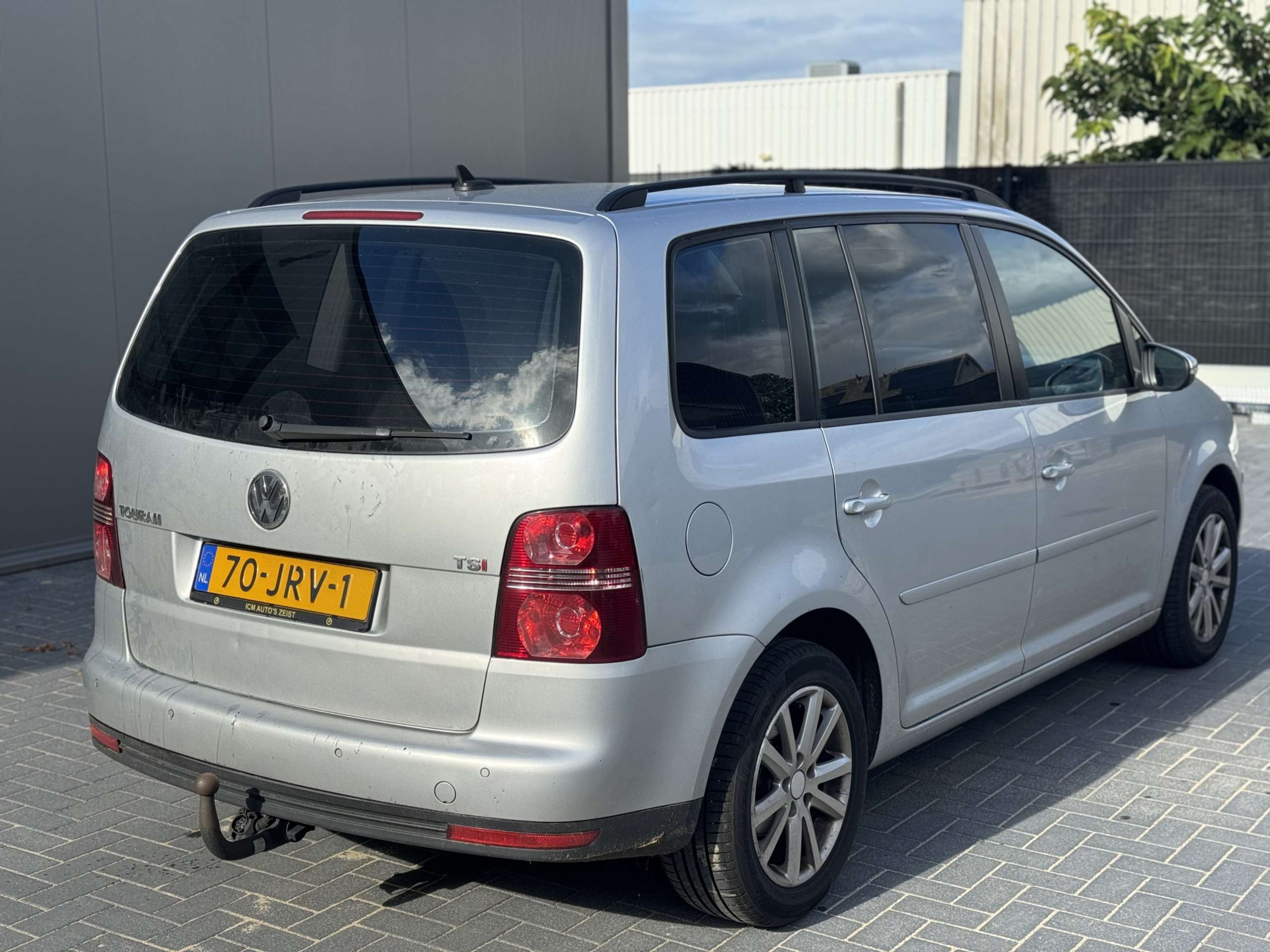 Volkswagen - Touran