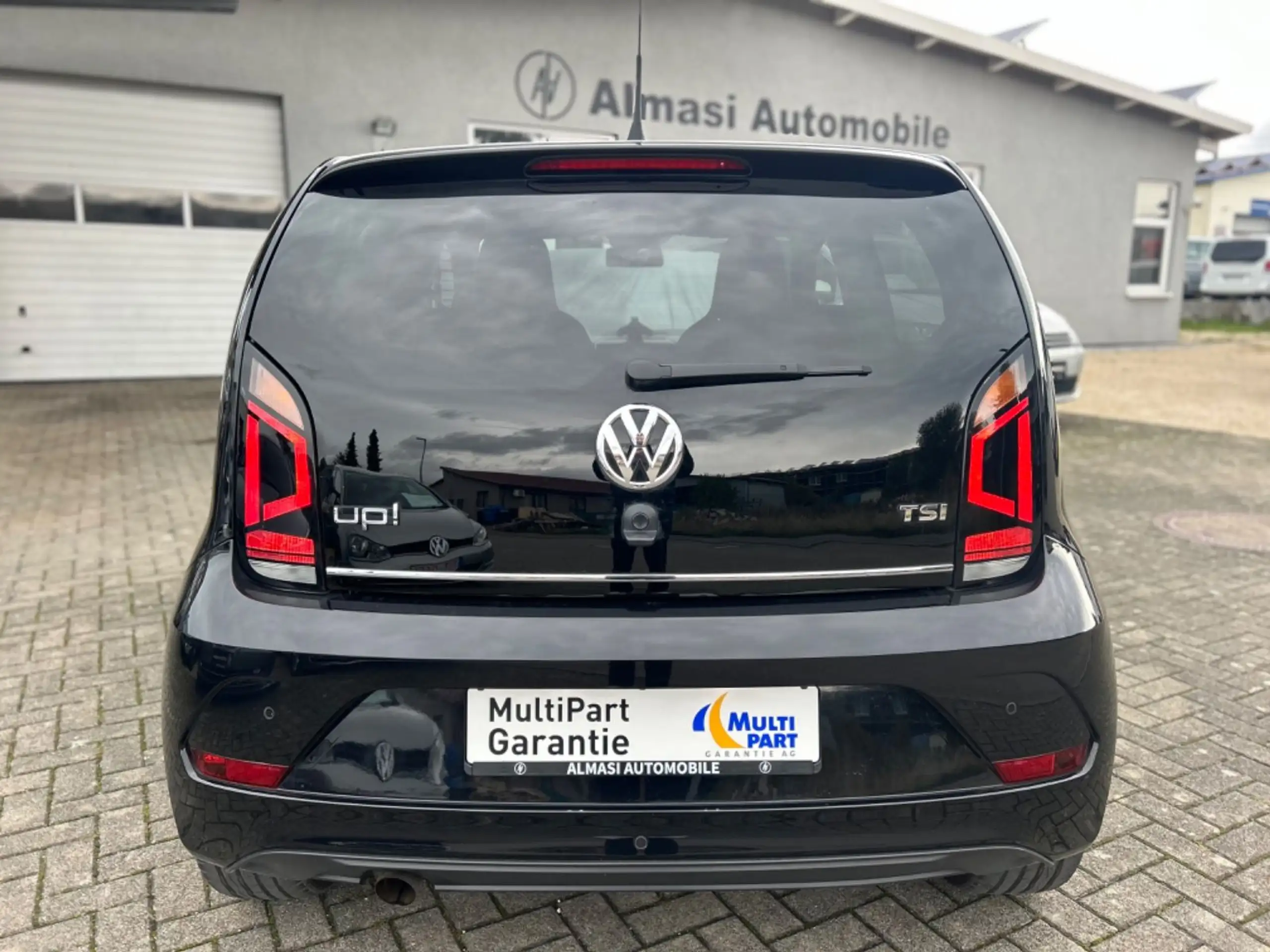 Volkswagen - up!