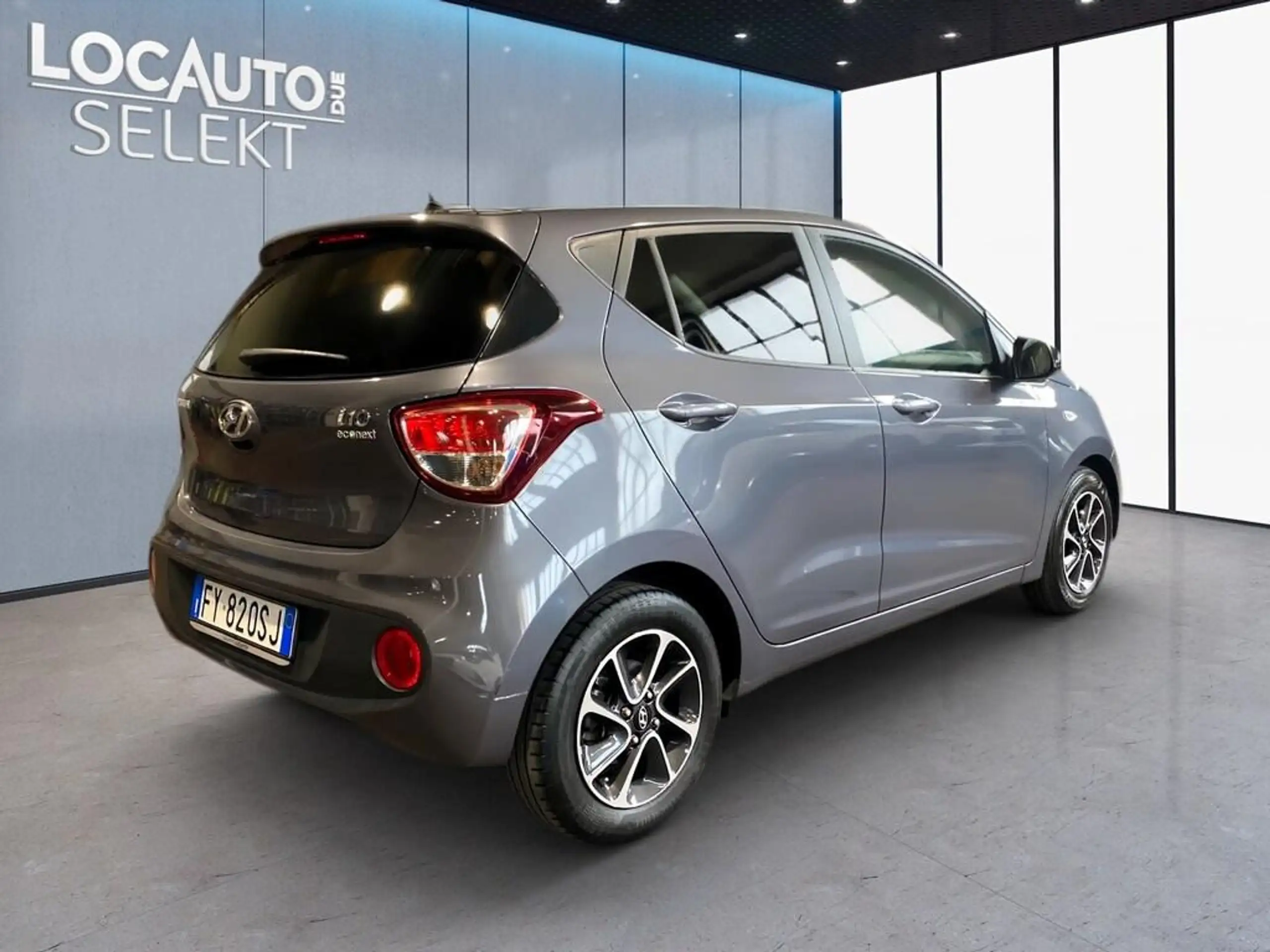 Hyundai - i10