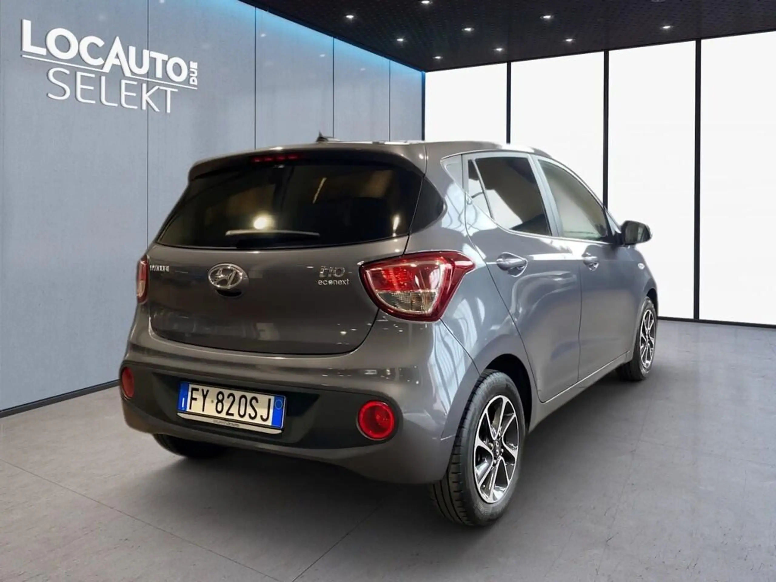 Hyundai - i10