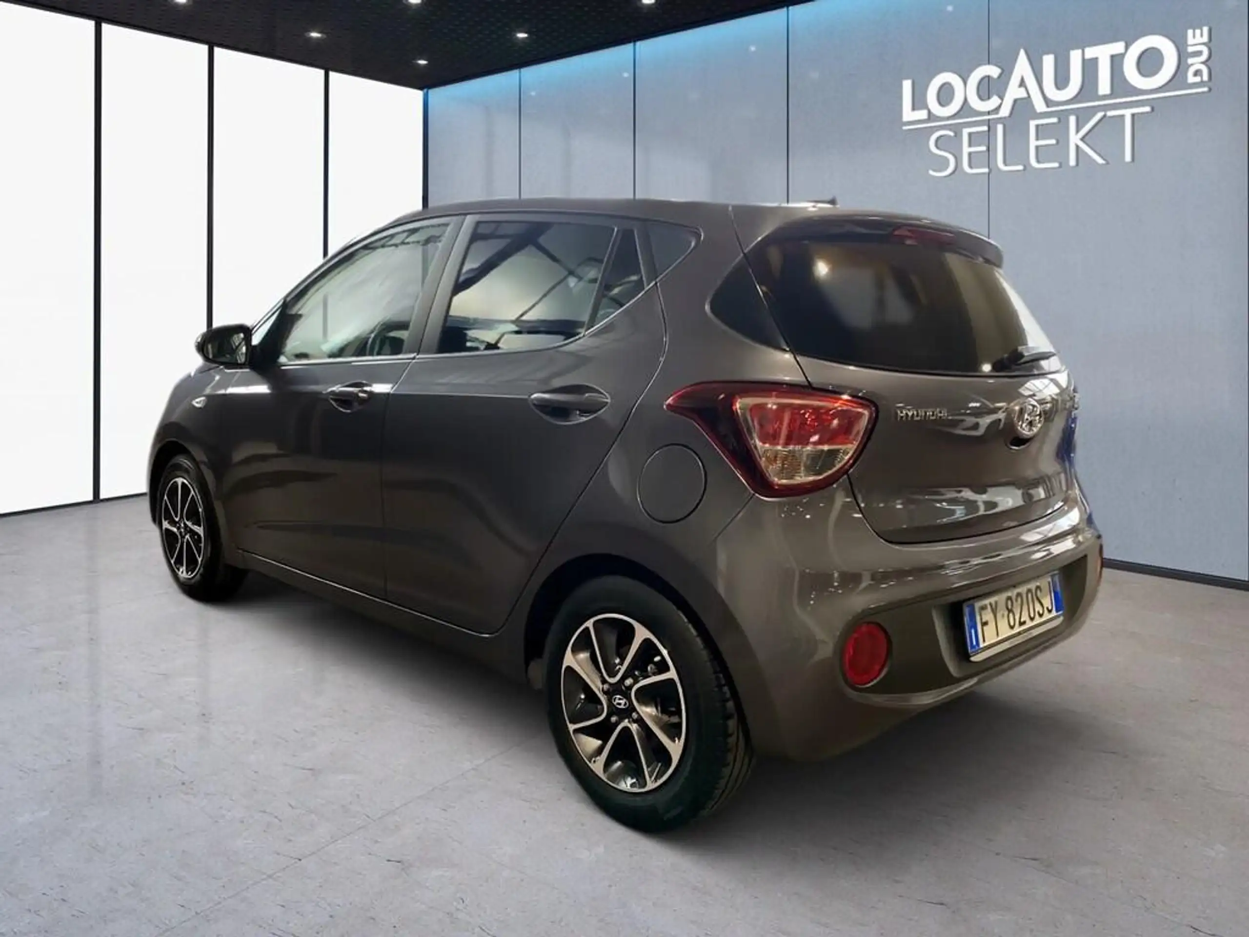 Hyundai - i10