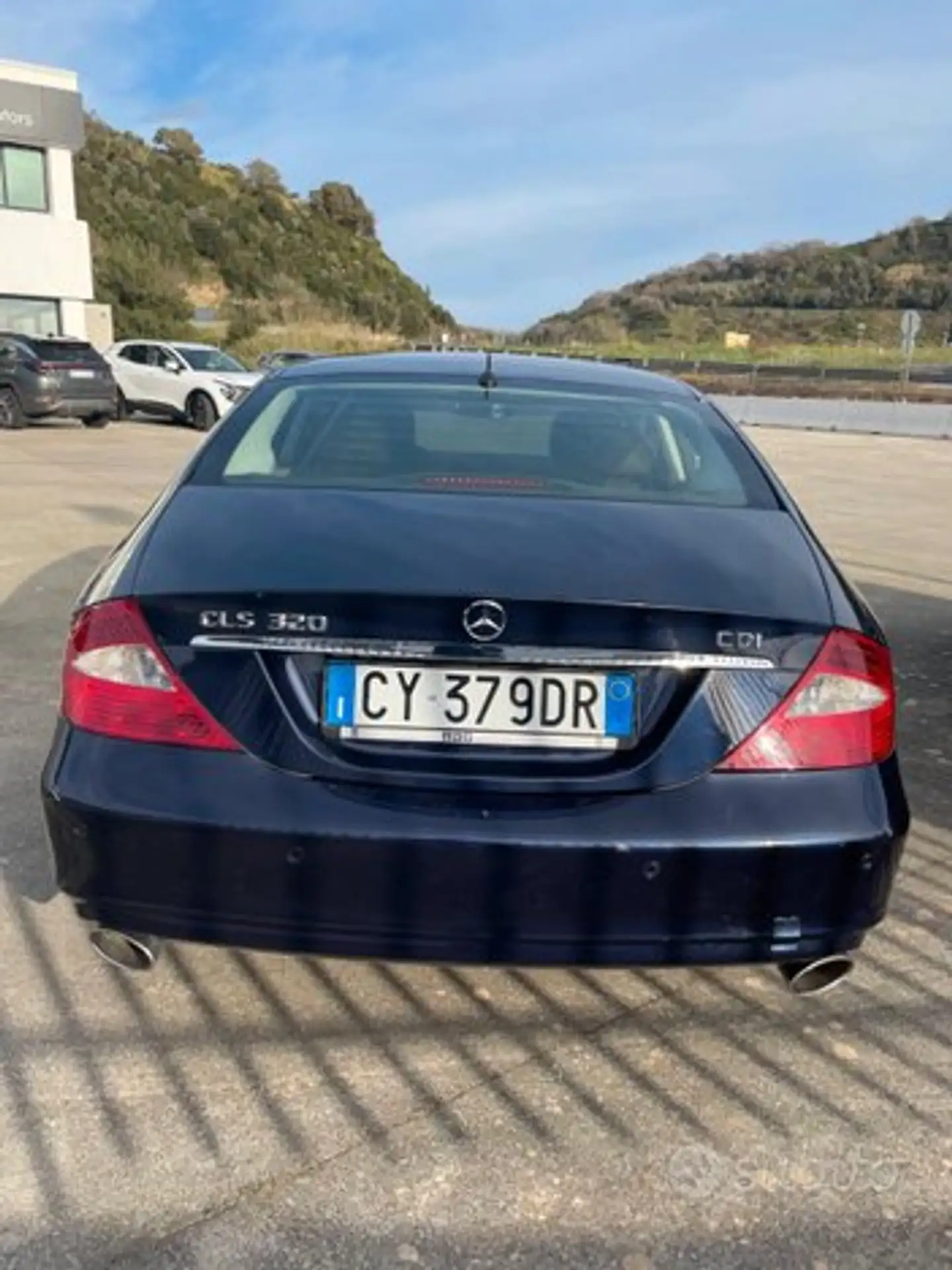 Mercedes-Benz - CLS