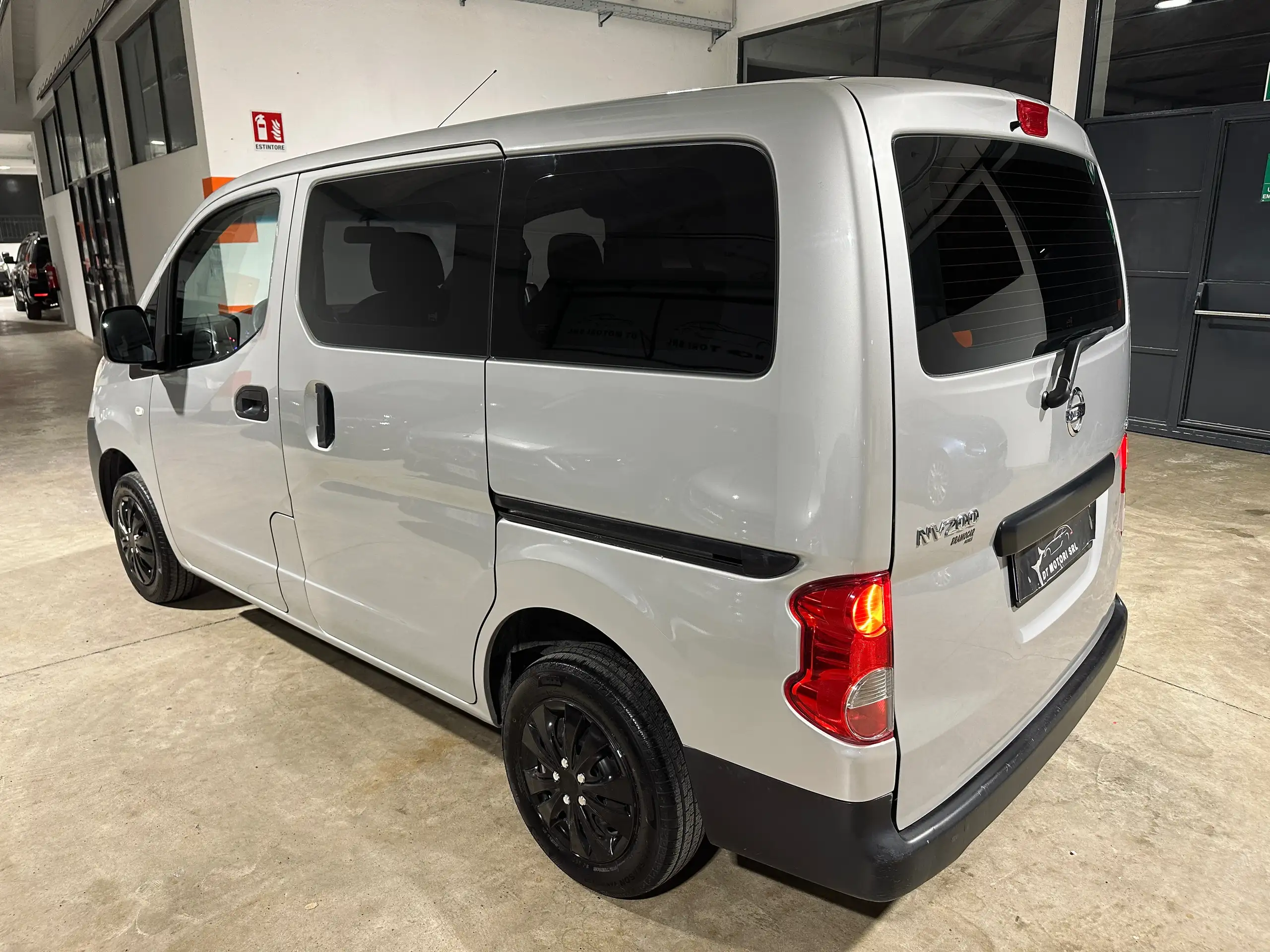 Nissan - NV200