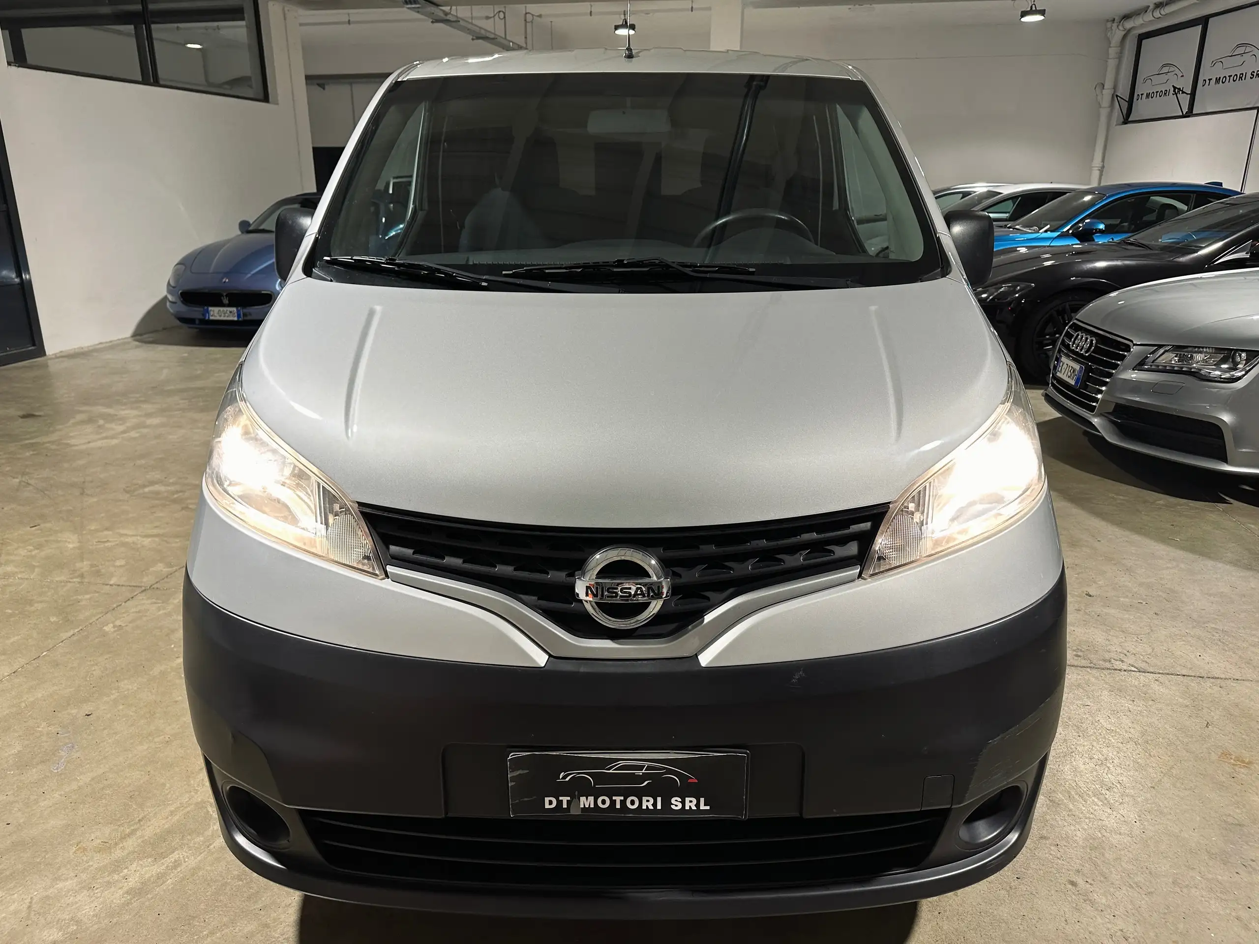 Nissan - NV200