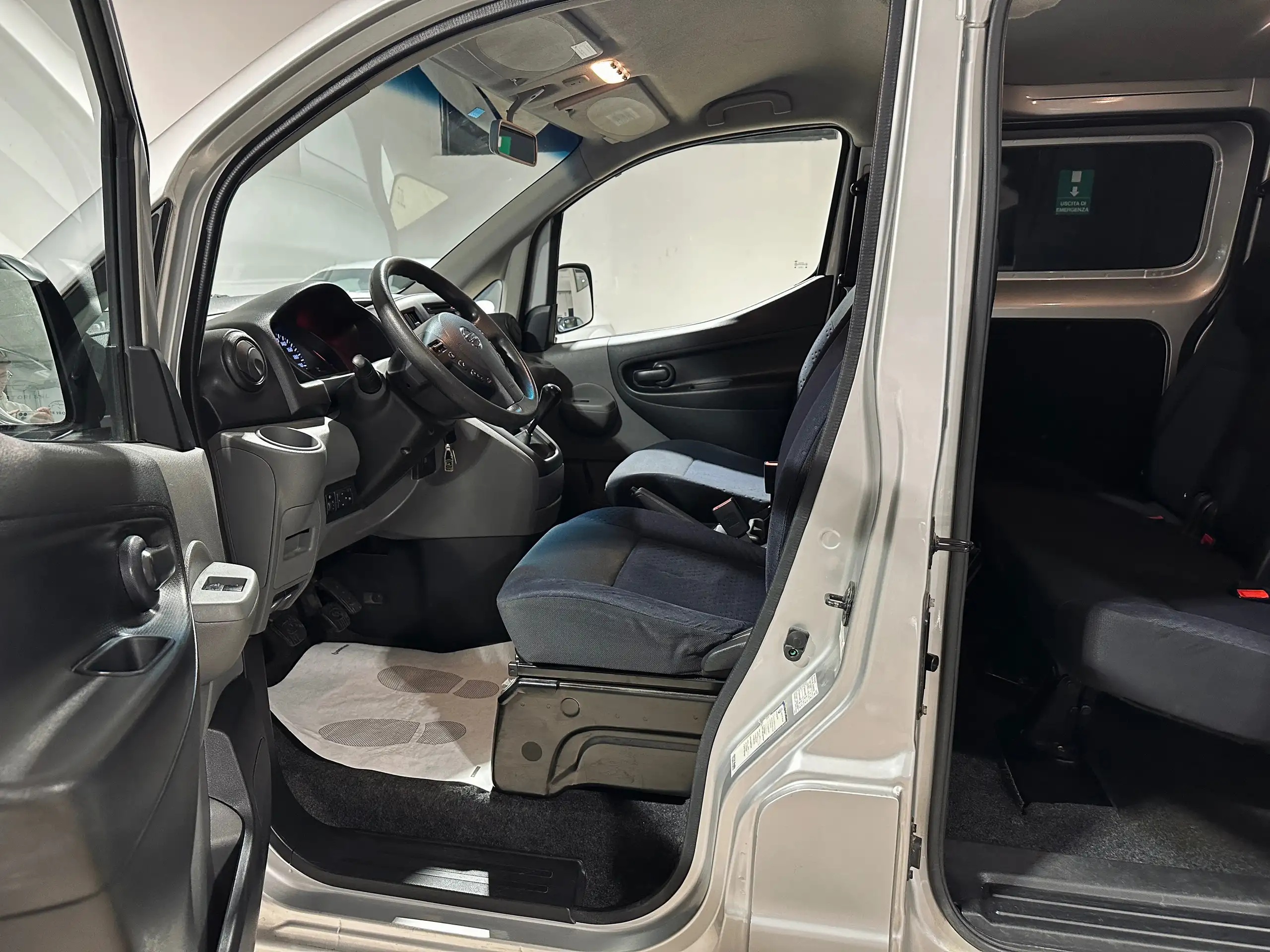 Nissan - NV200