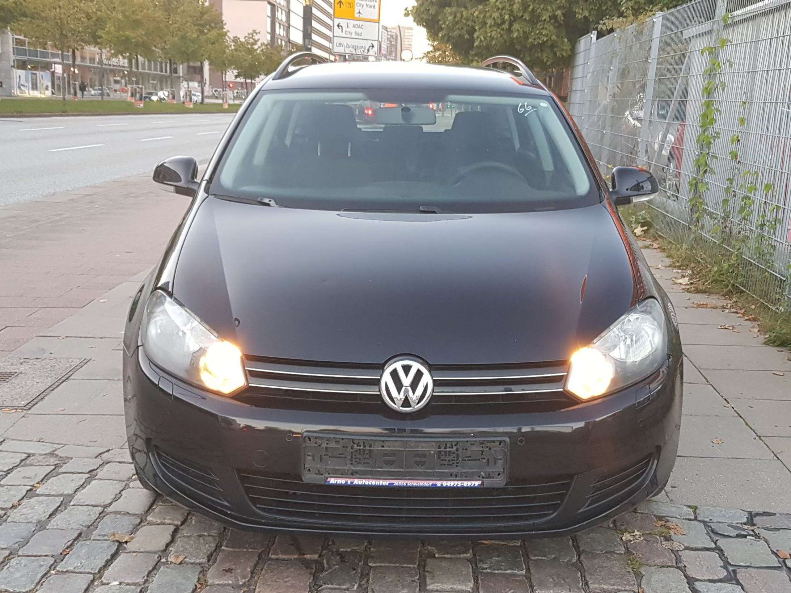 Volkswagen - Golf Variant