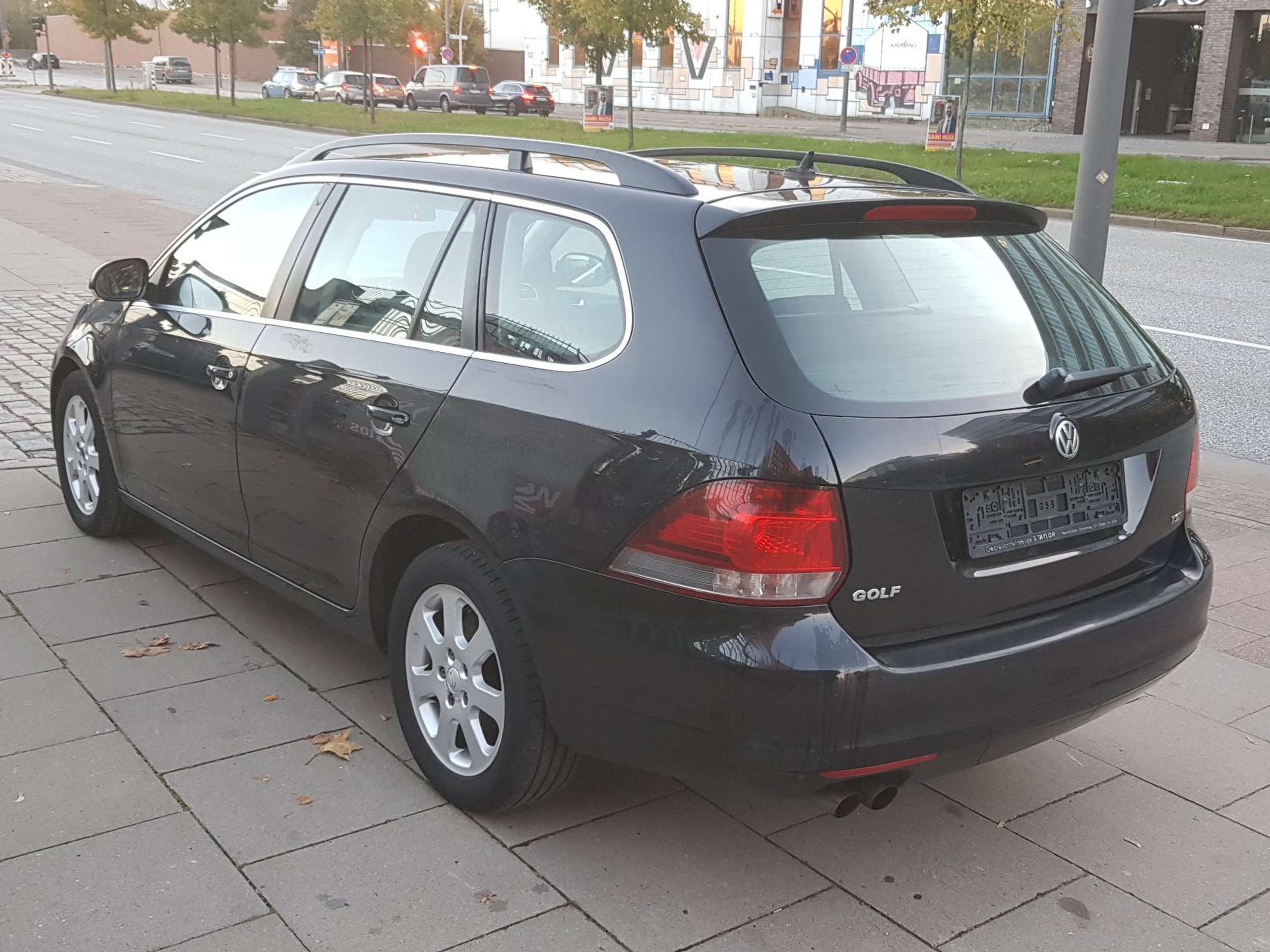 Volkswagen - Golf Variant