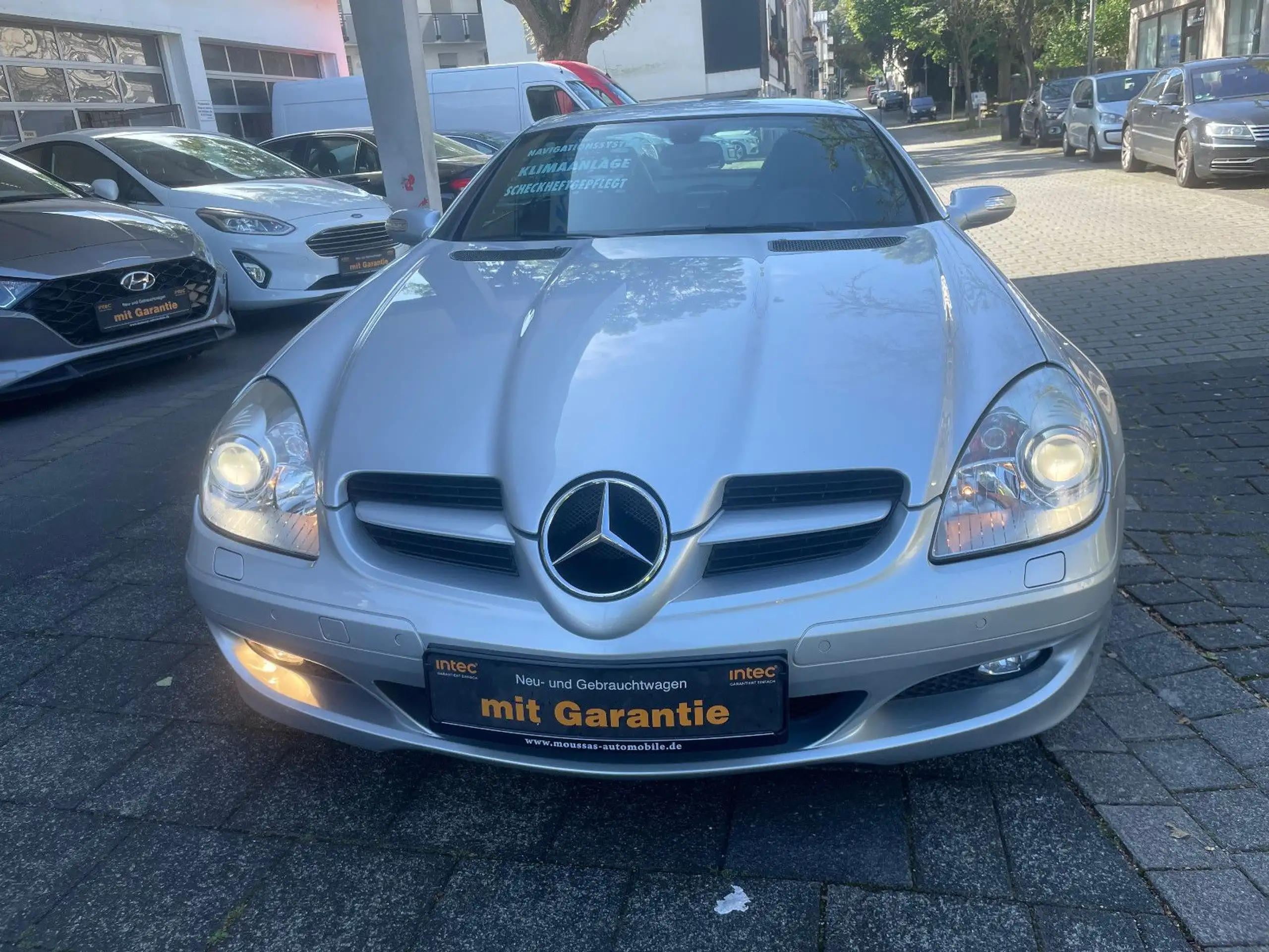 Mercedes-Benz - SLK 200