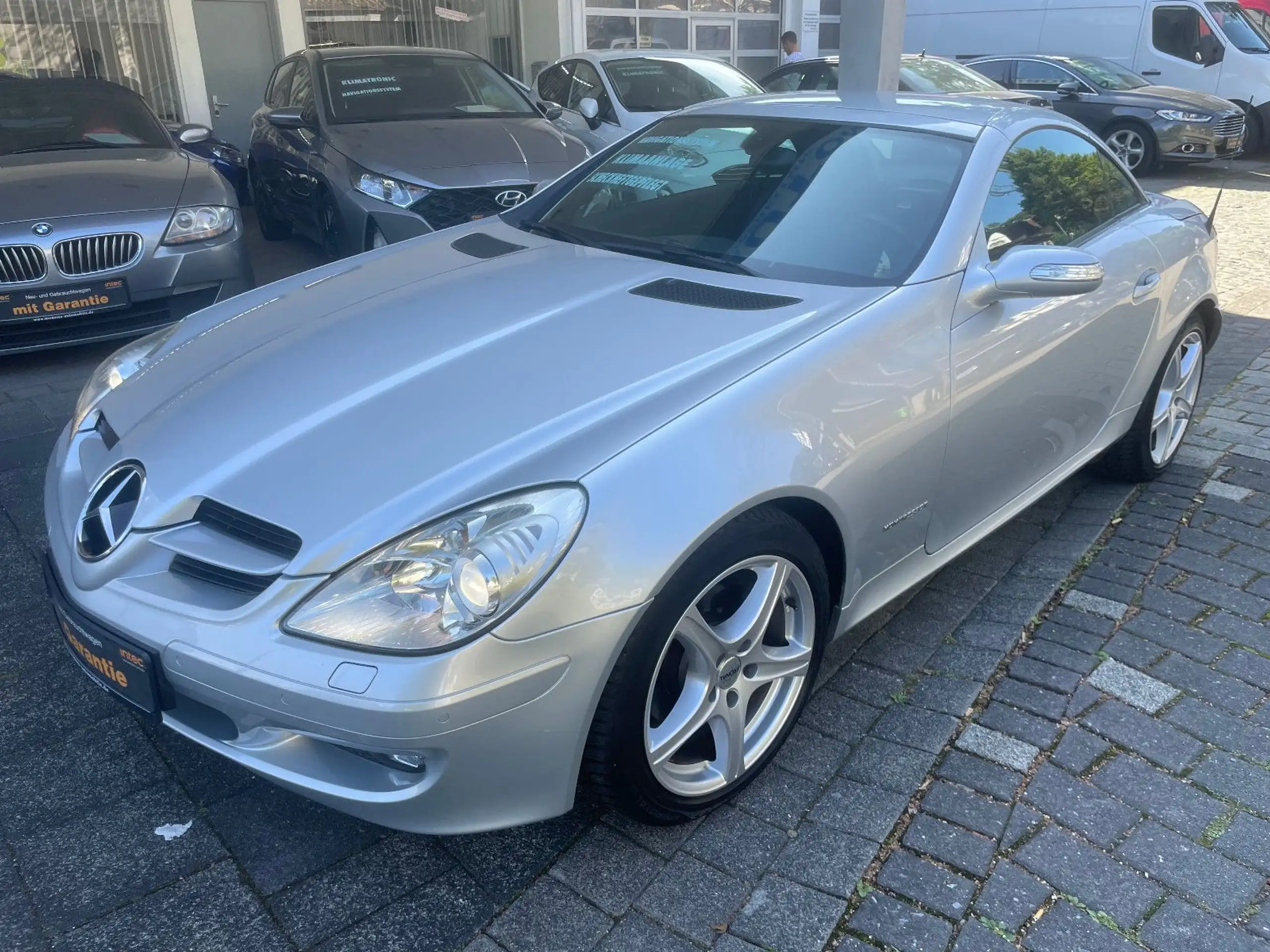 Mercedes-Benz - SLK 200