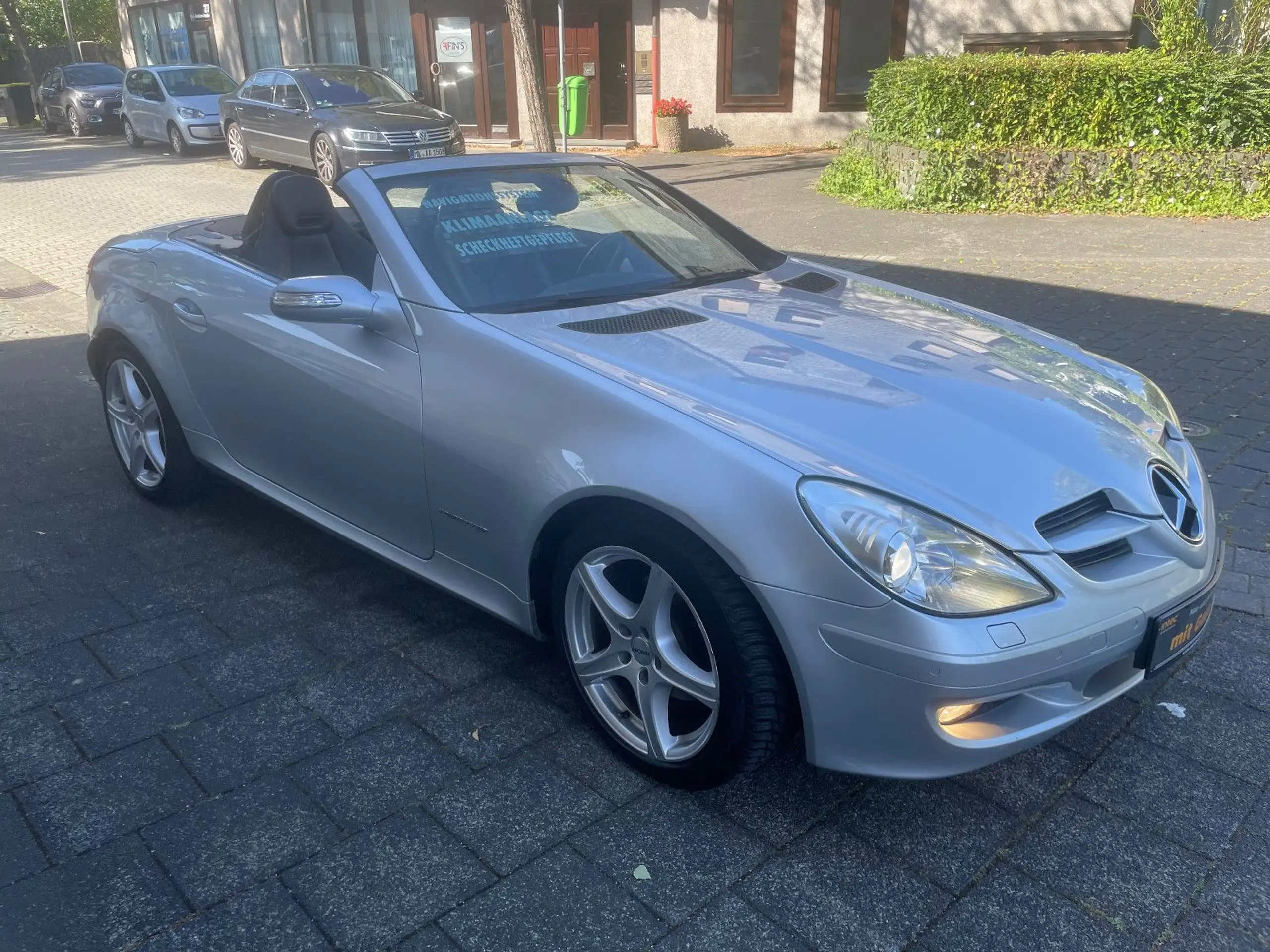 Mercedes-Benz - SLK 200