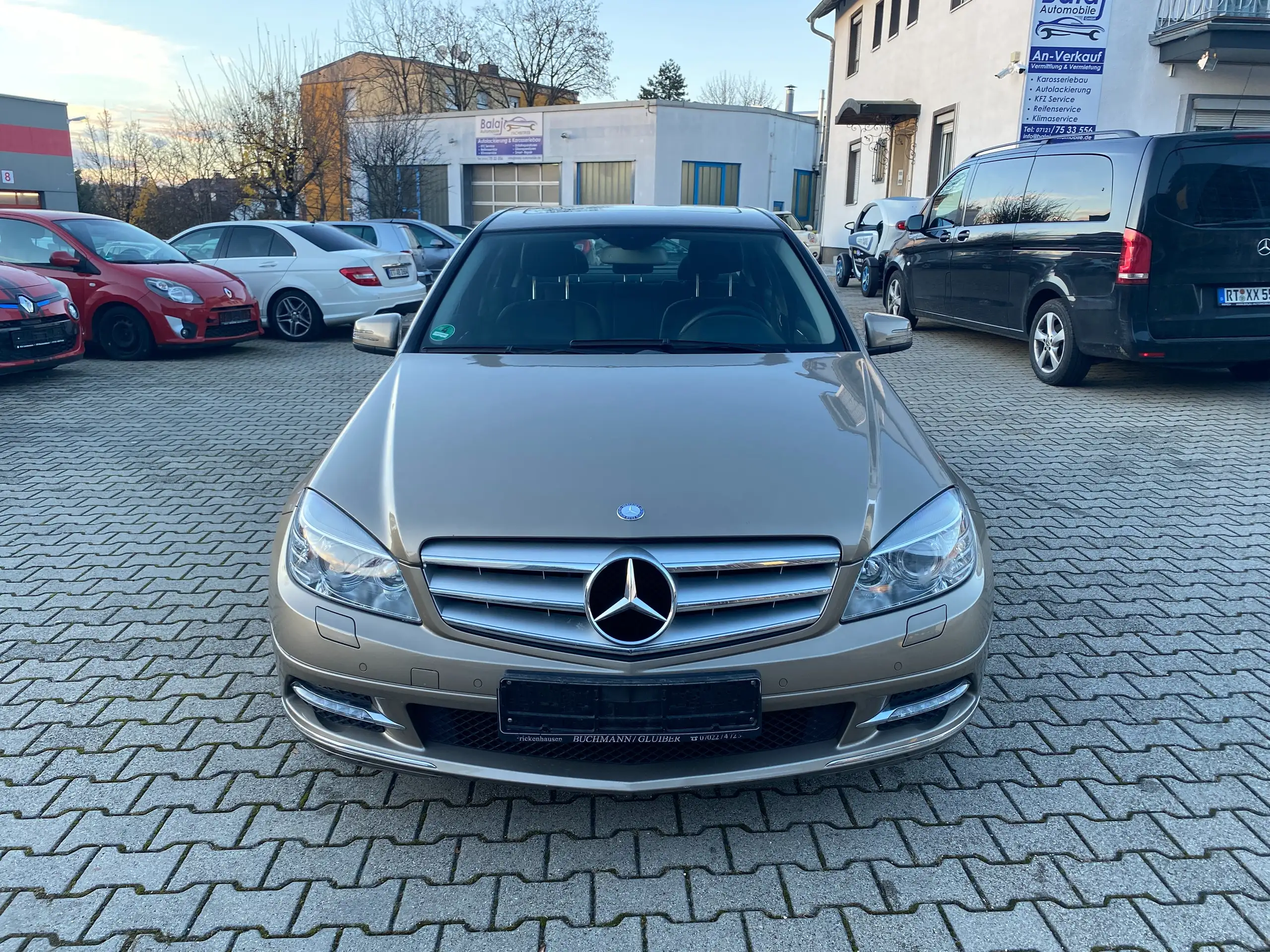 Mercedes-Benz - C 300