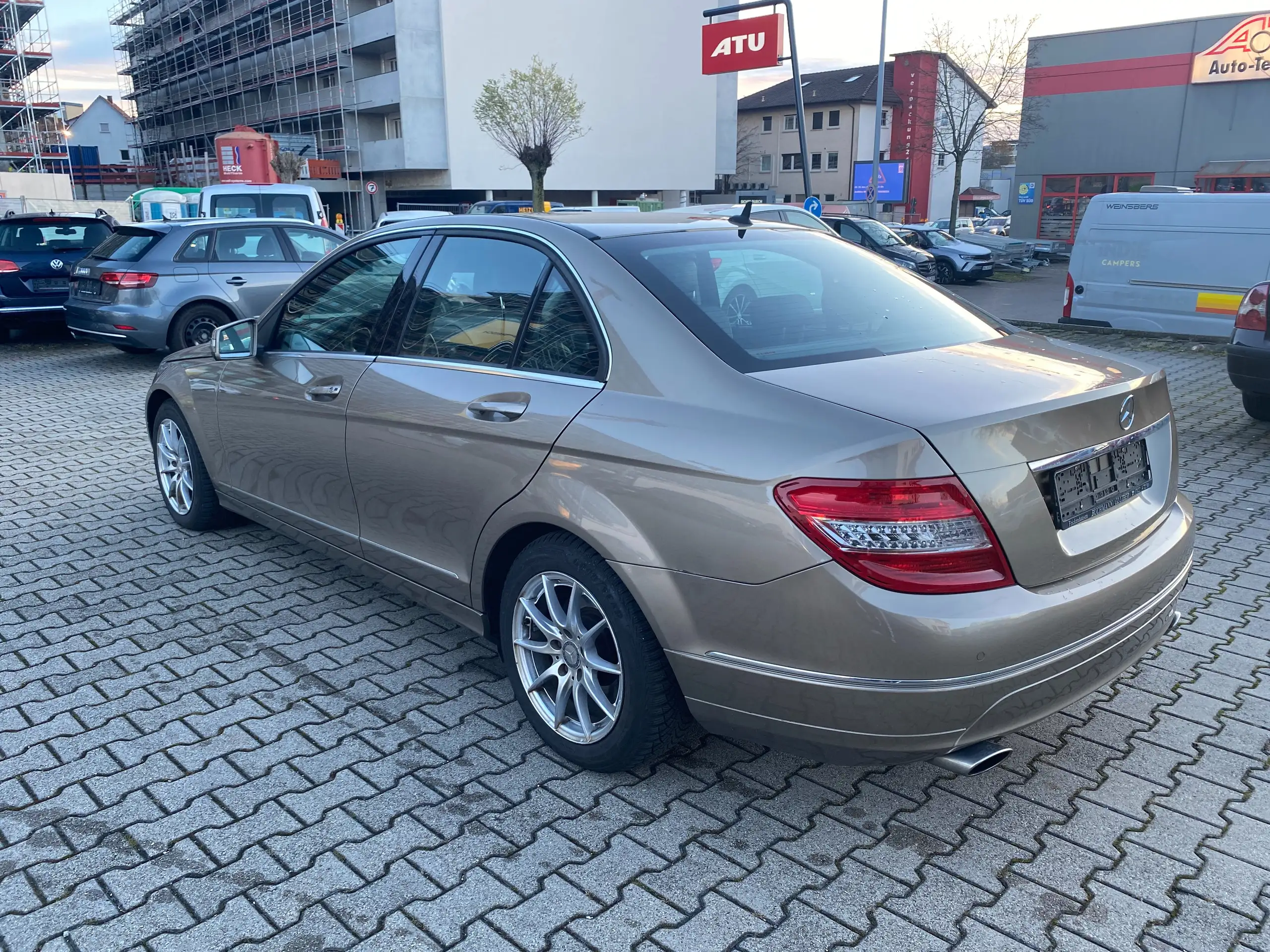 Mercedes-Benz - C 300