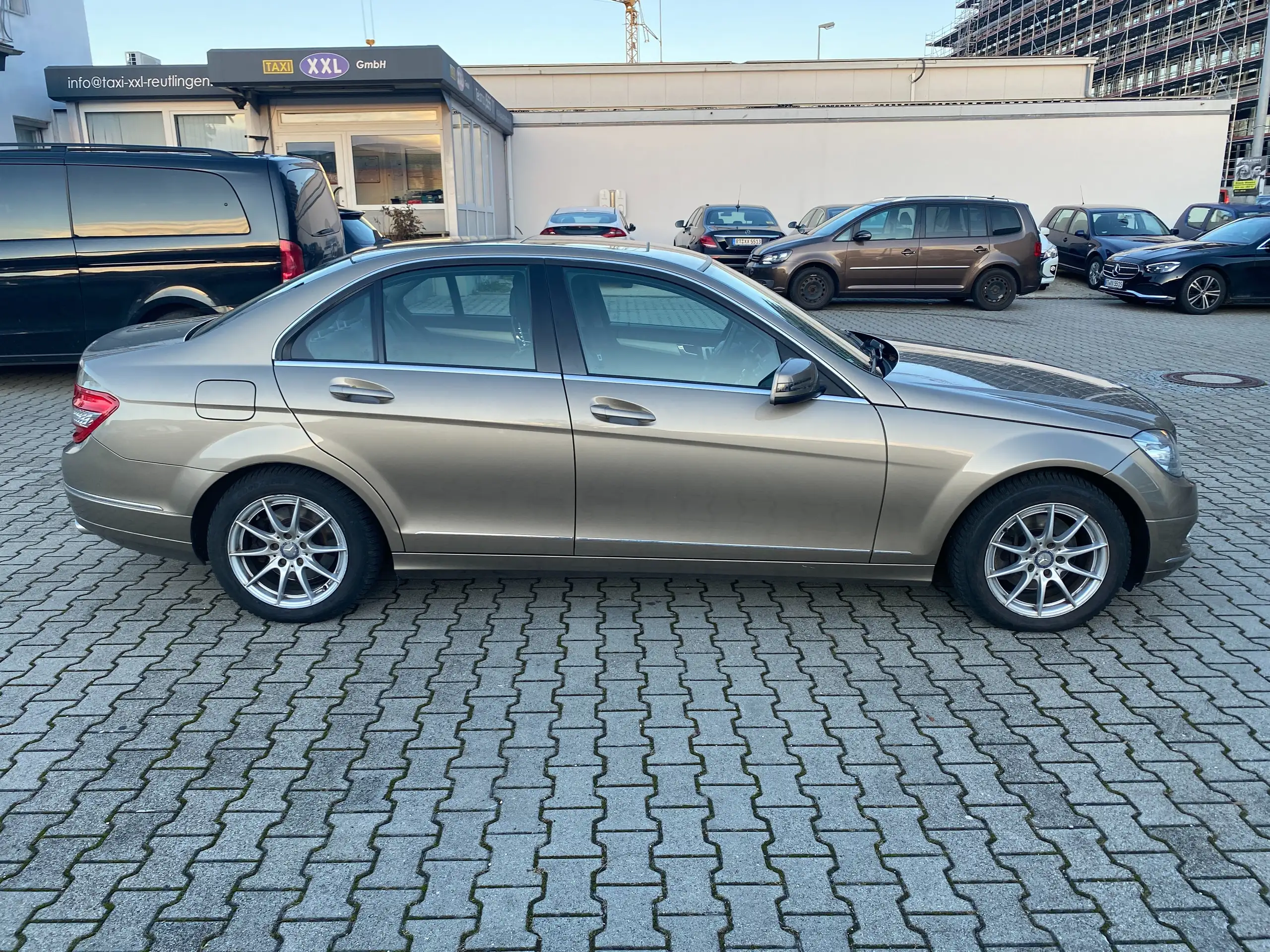 Mercedes-Benz - C 300