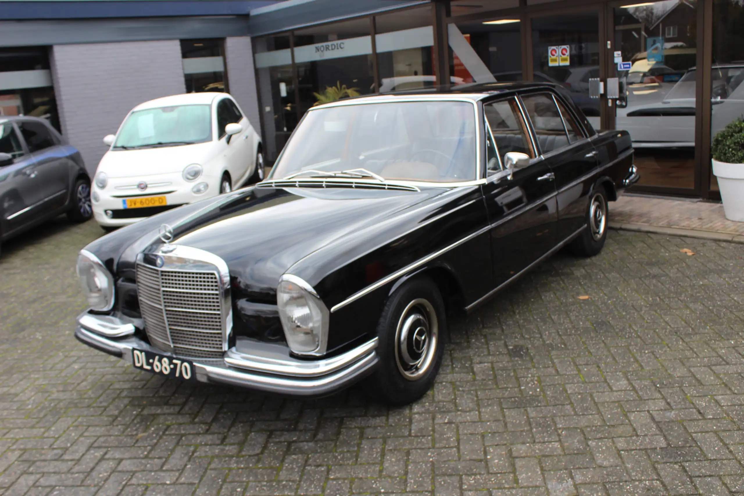 Mercedes-Benz - S 250