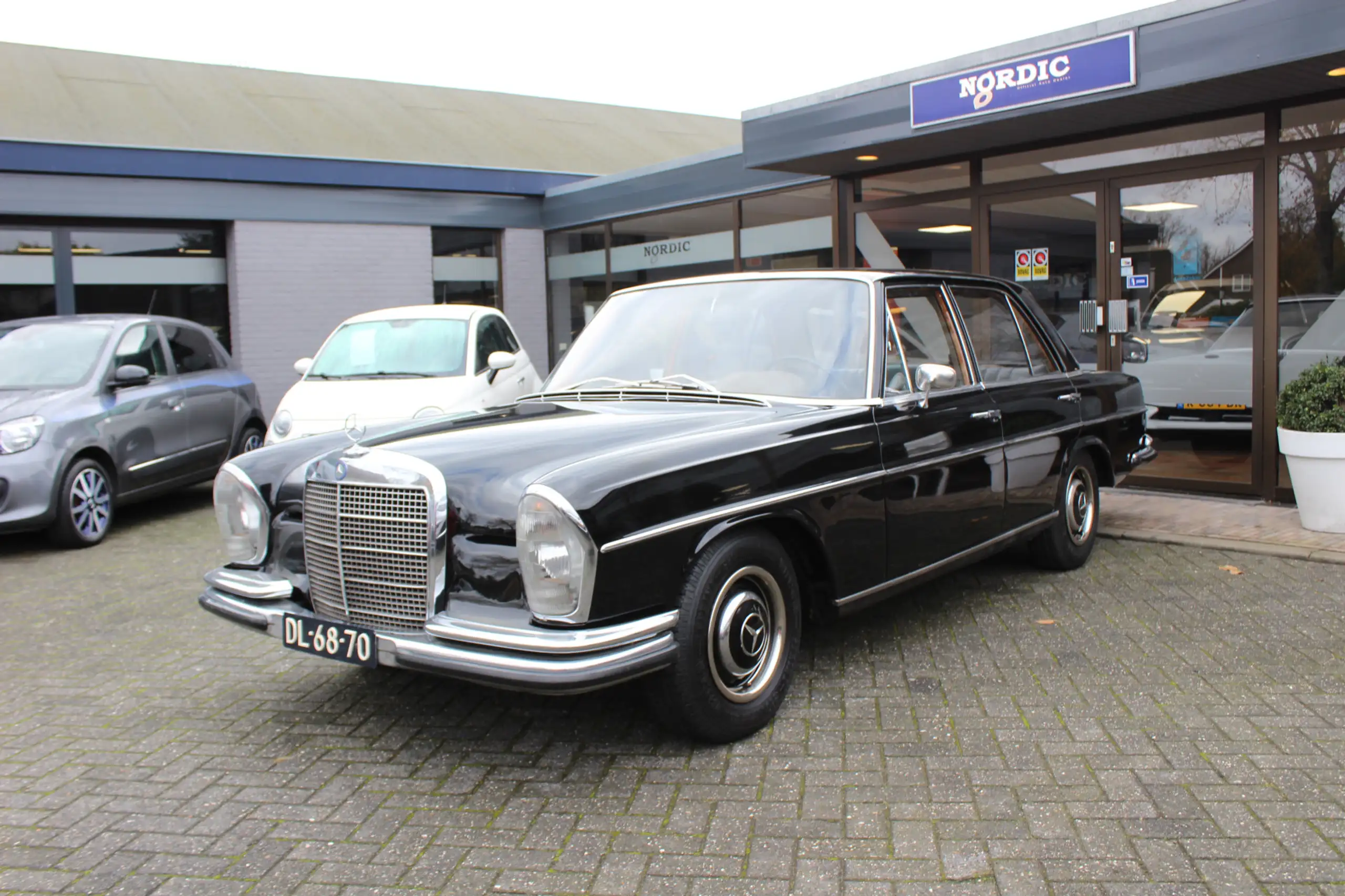 Mercedes-Benz - S 250