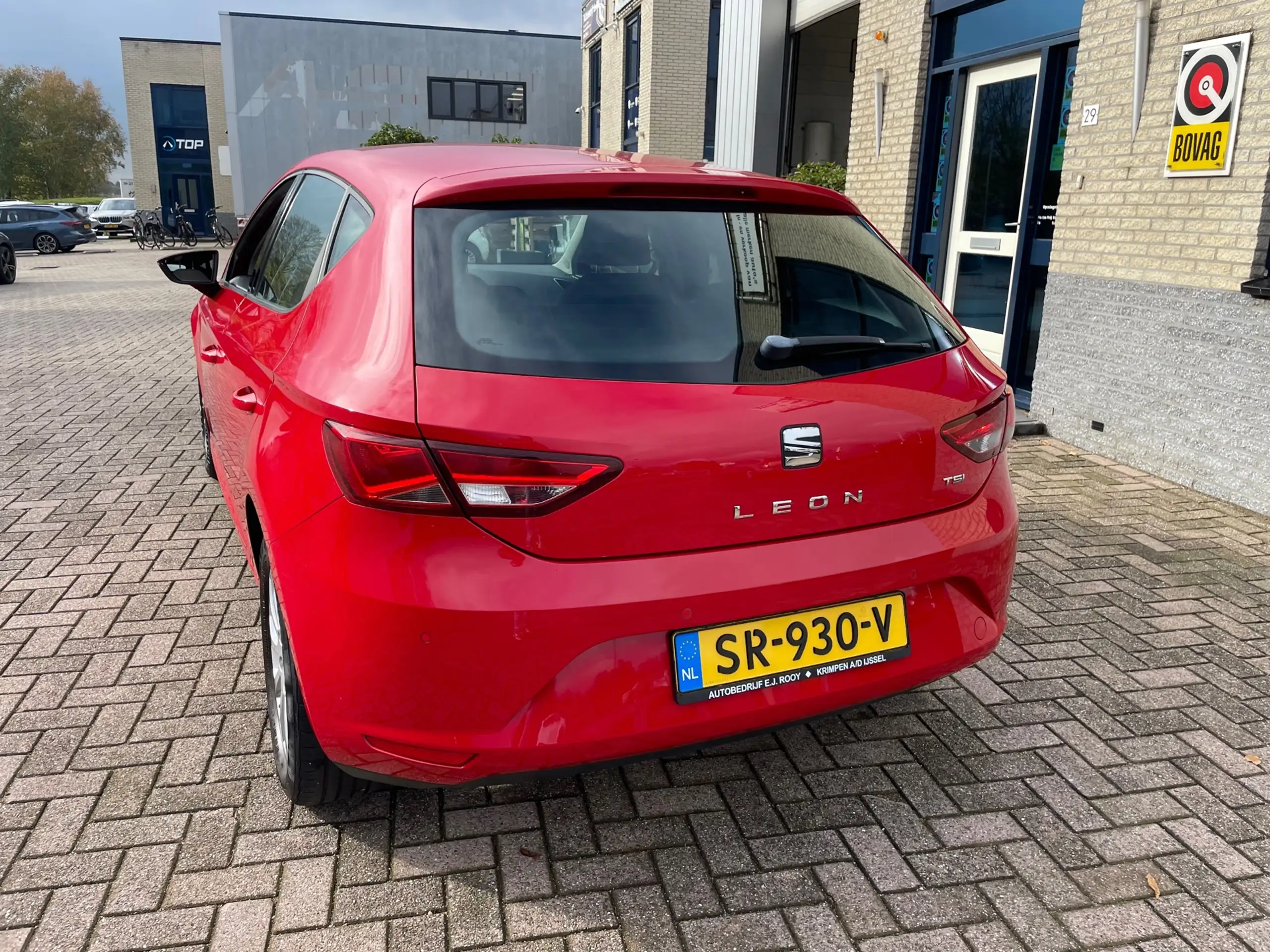 SEAT - Leon