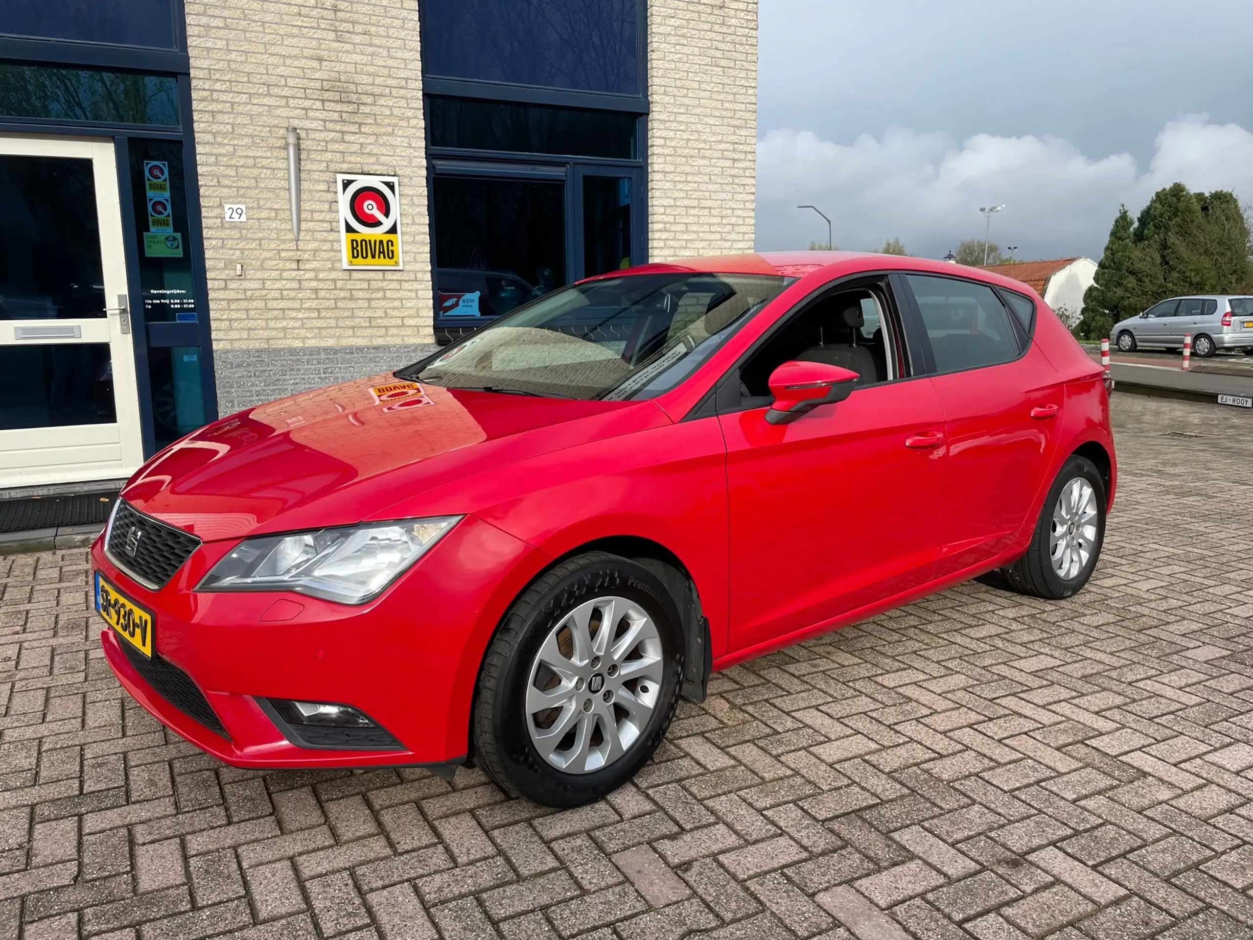 SEAT - Leon