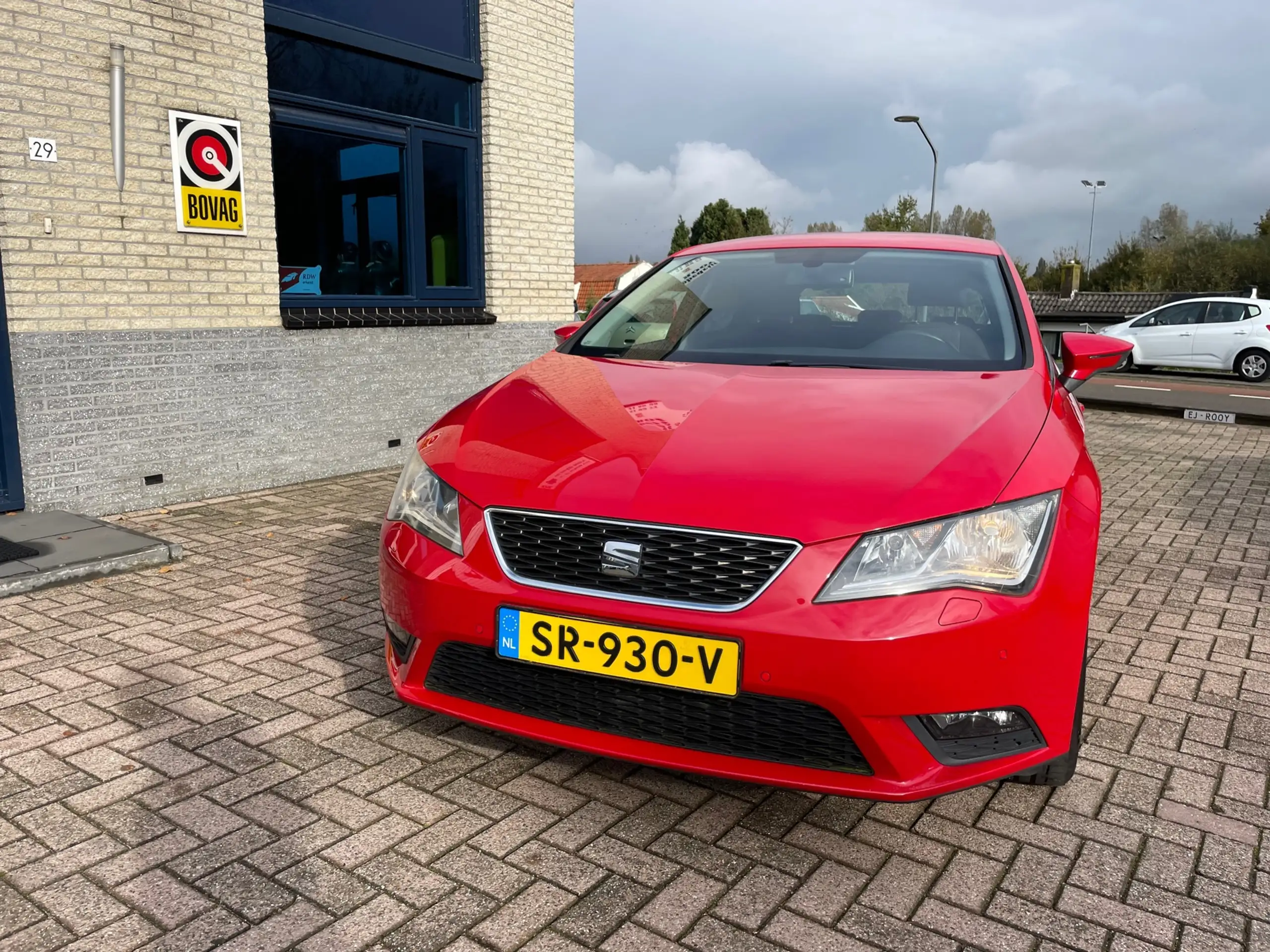 SEAT - Leon