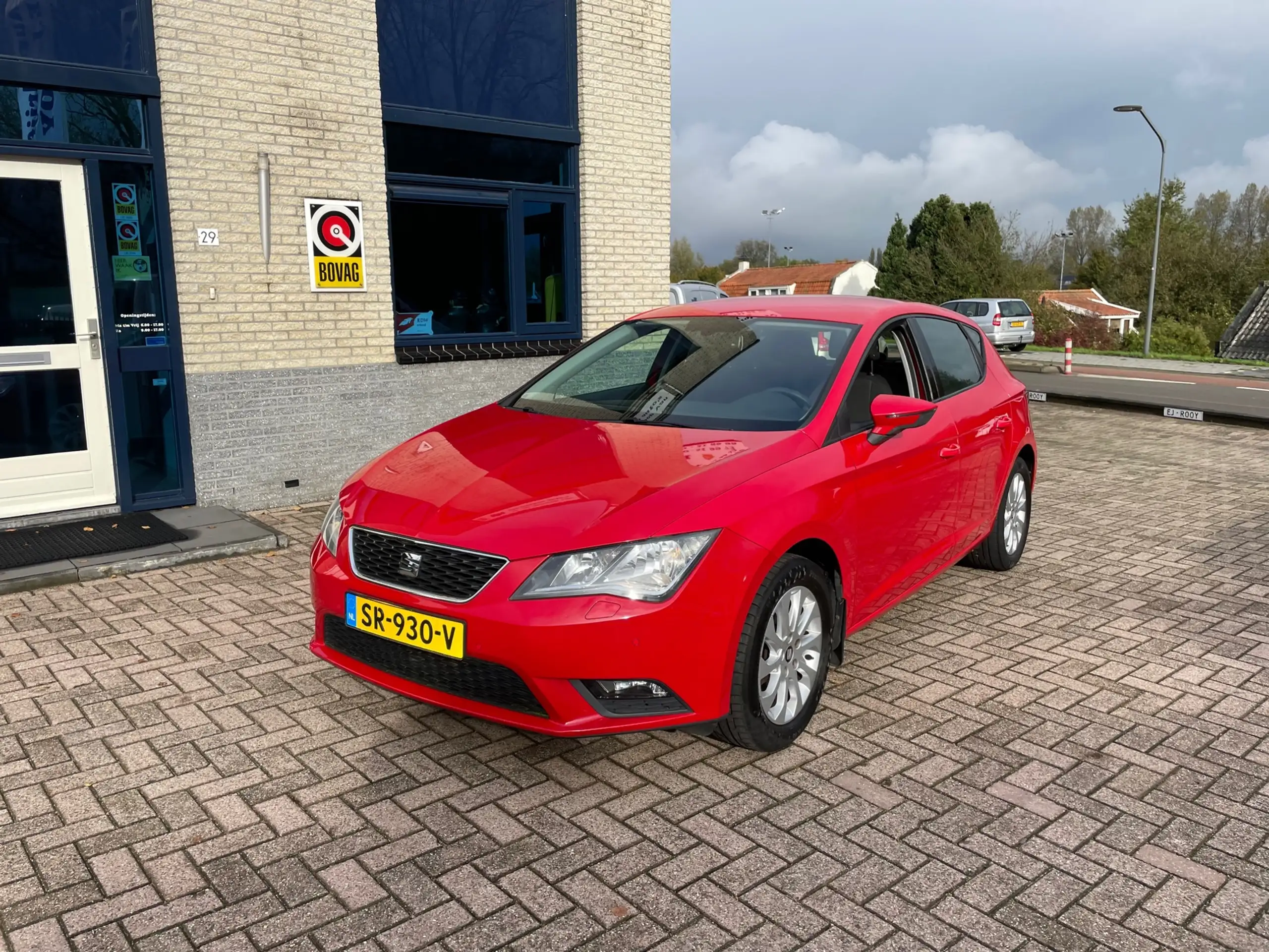 SEAT - Leon