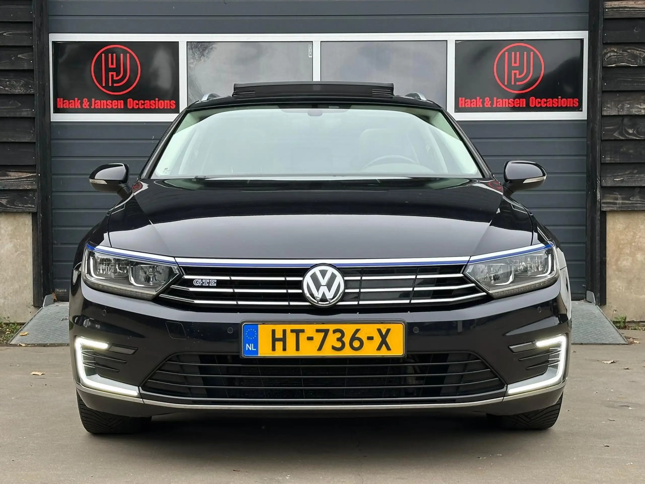 Volkswagen - Passat Variant