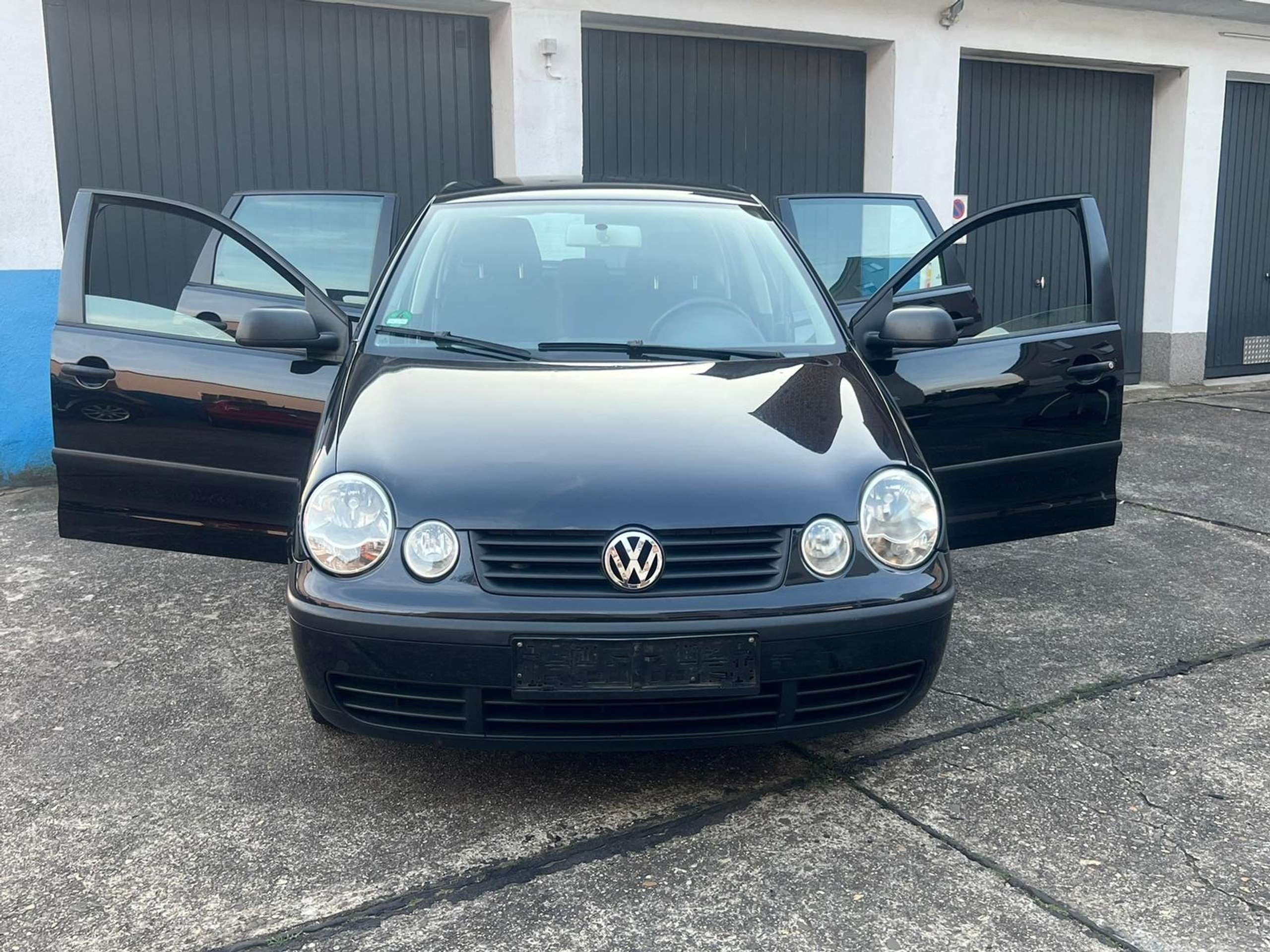 Volkswagen - Polo