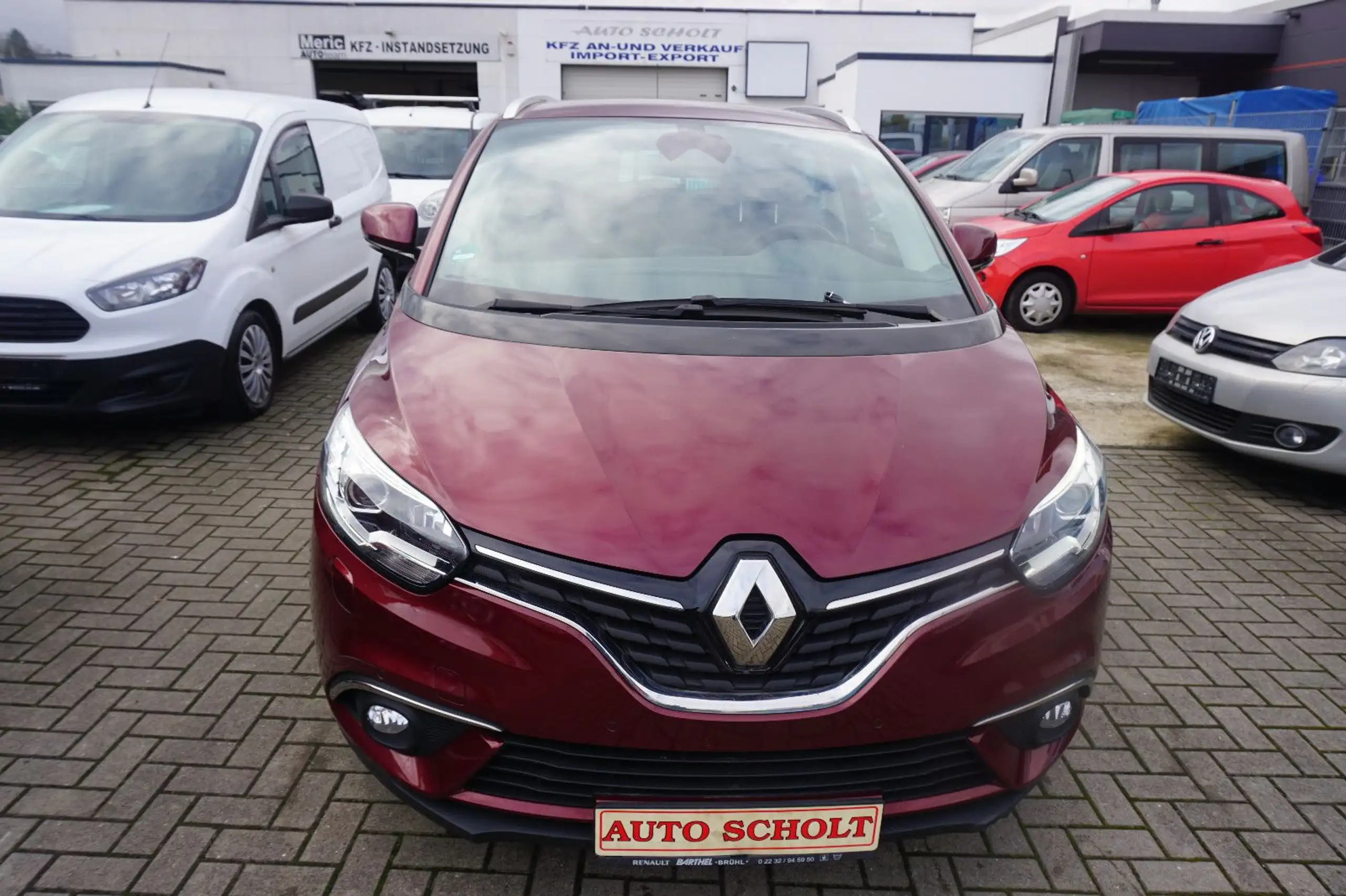 Renault - Grand Scenic