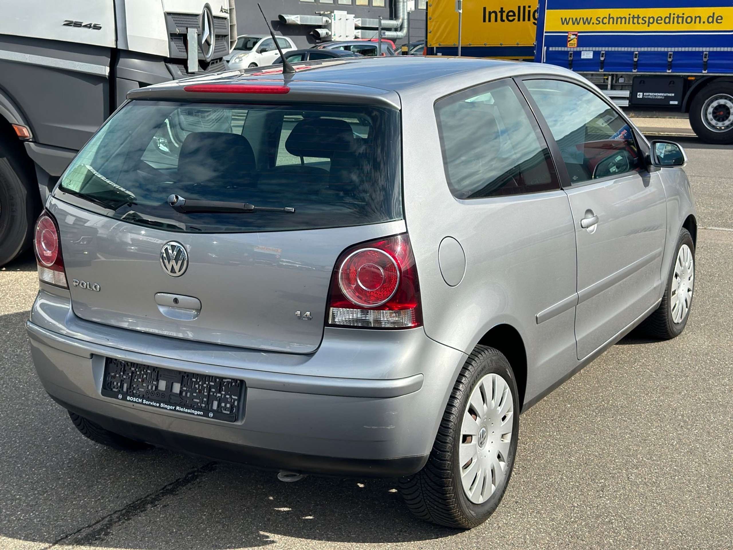 Volkswagen - Polo