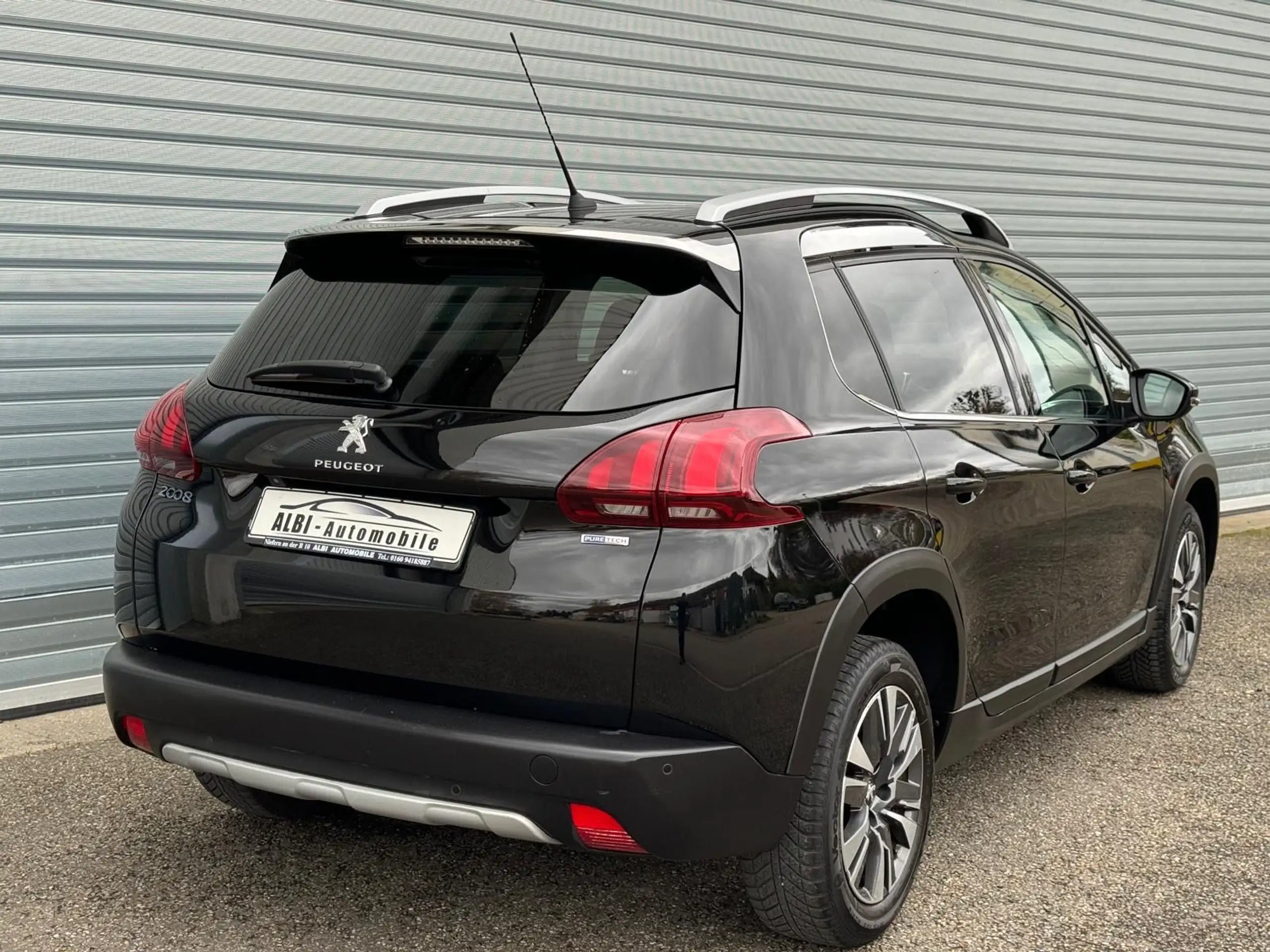 Peugeot - 2008