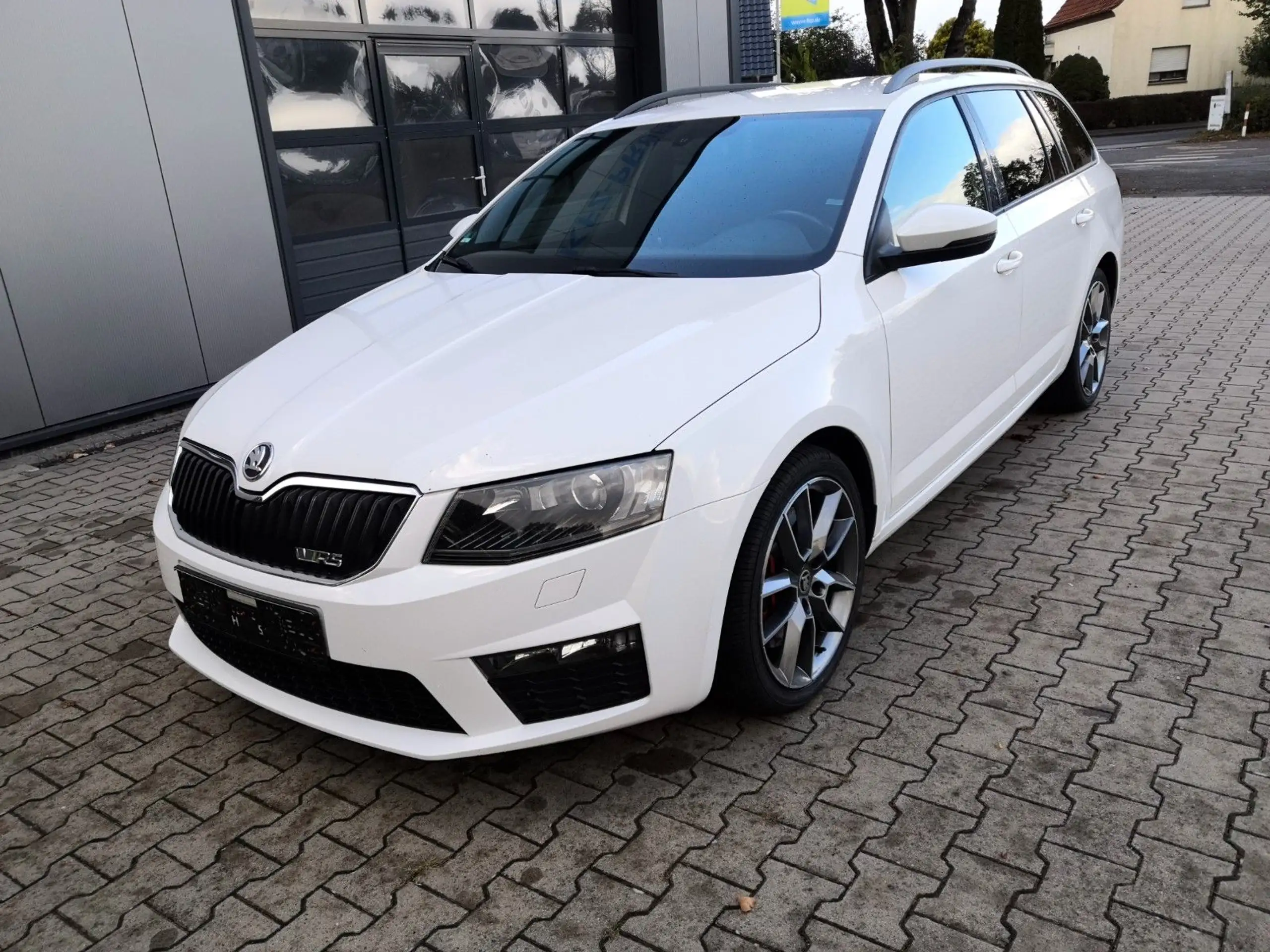 Skoda - Octavia