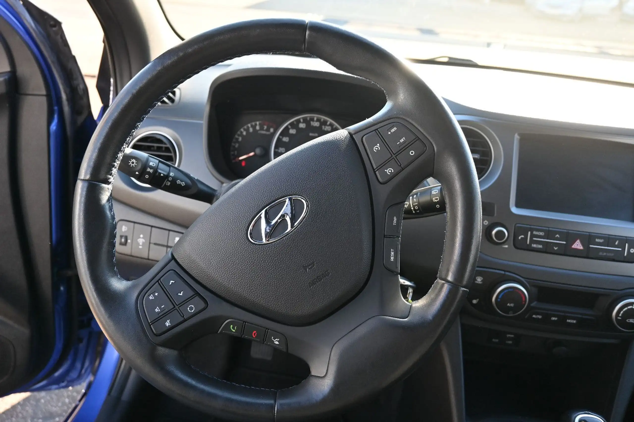 Hyundai - i10