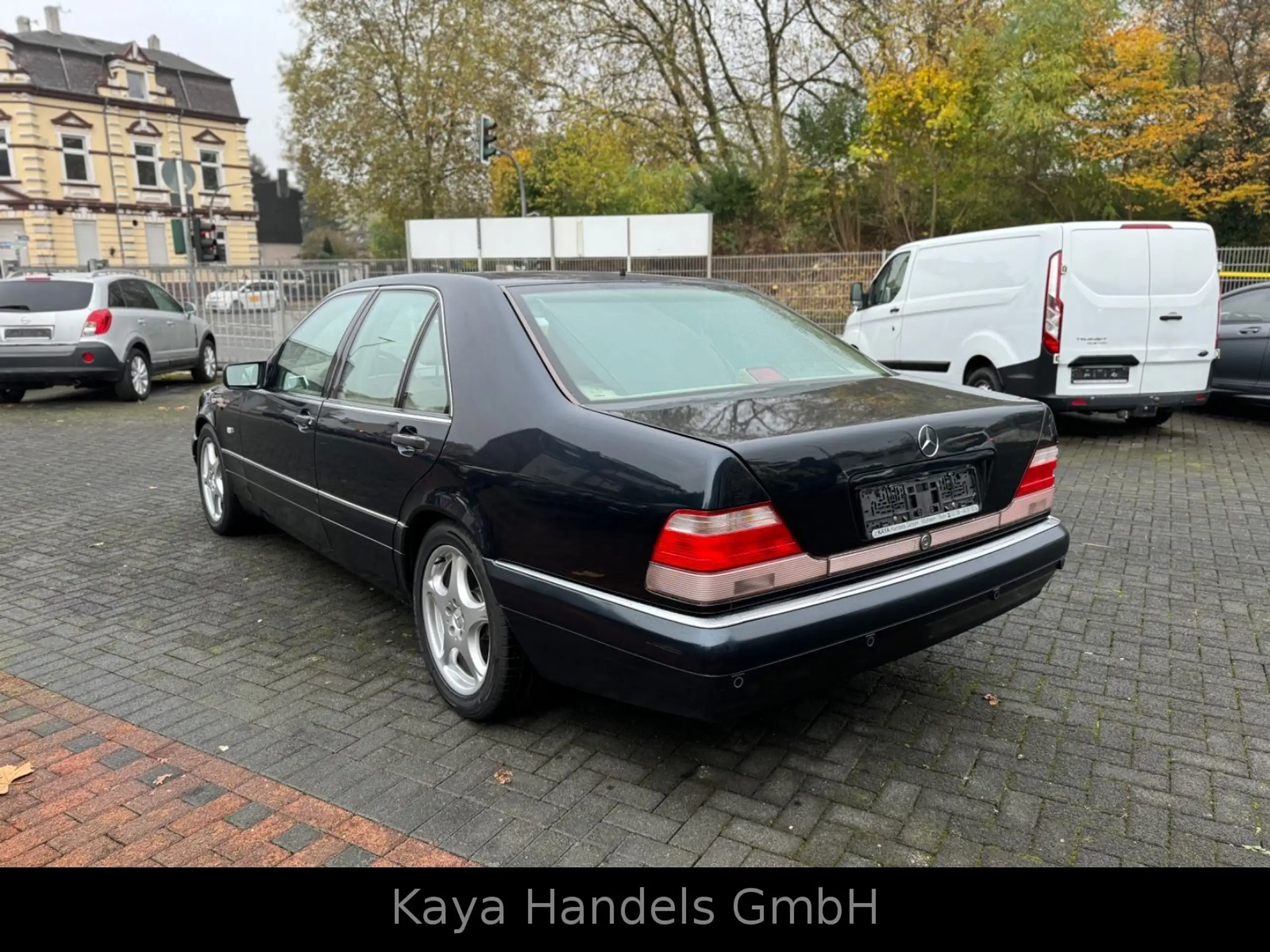 Mercedes-Benz - S 420