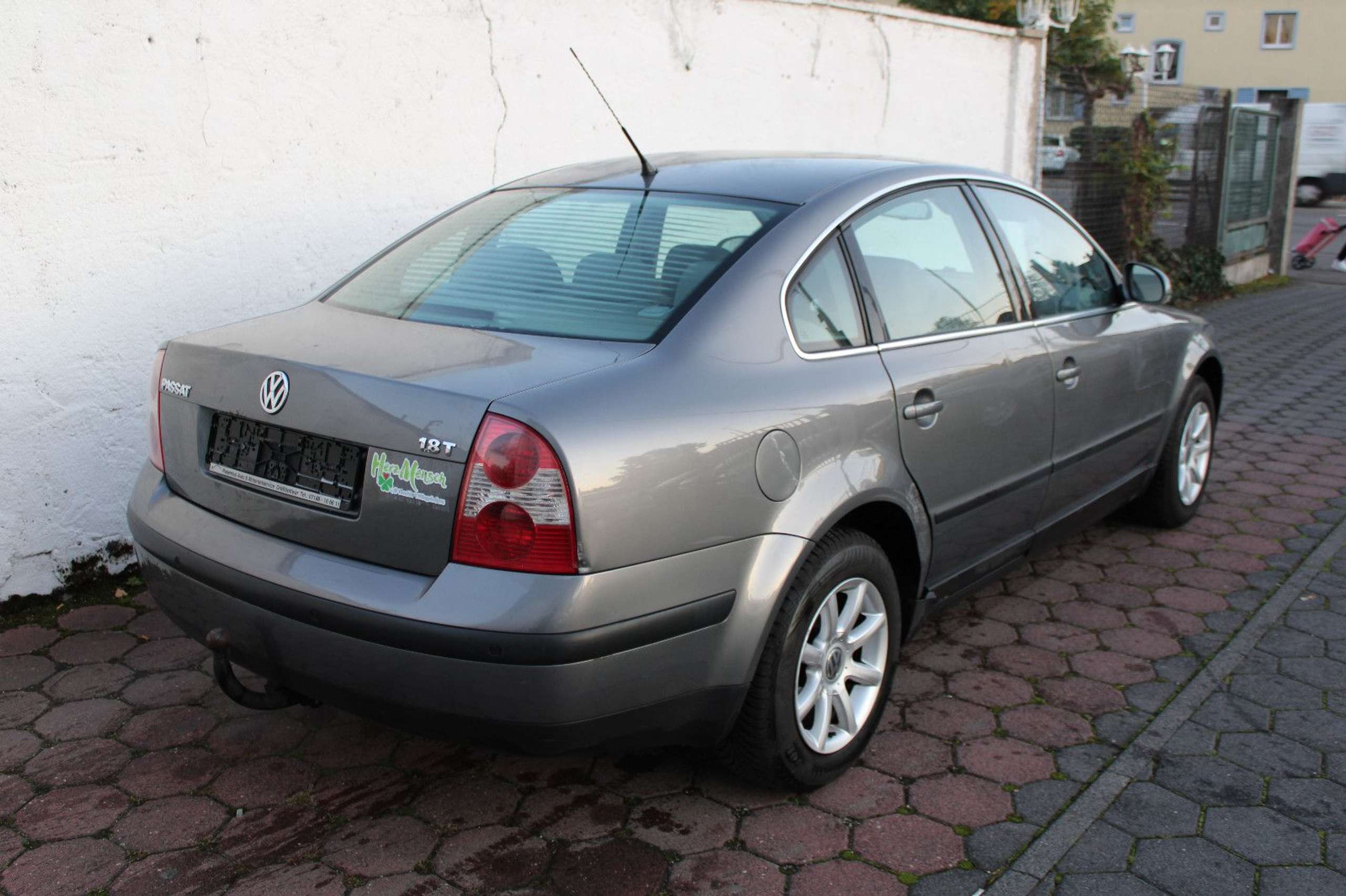 Volkswagen - Passat