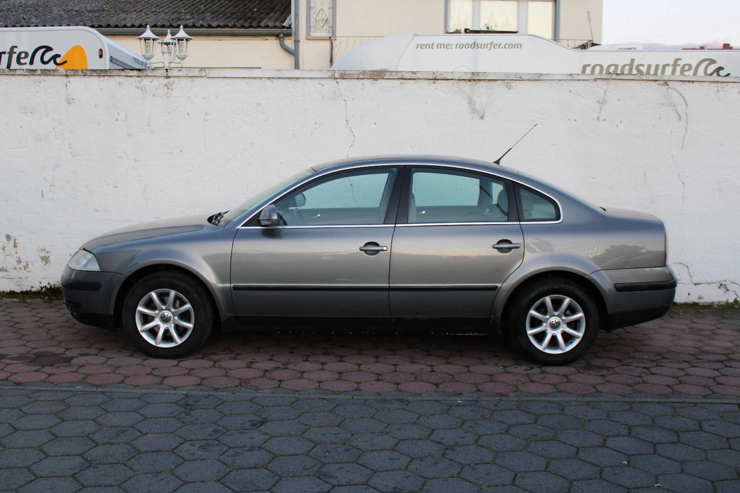 Volkswagen - Passat