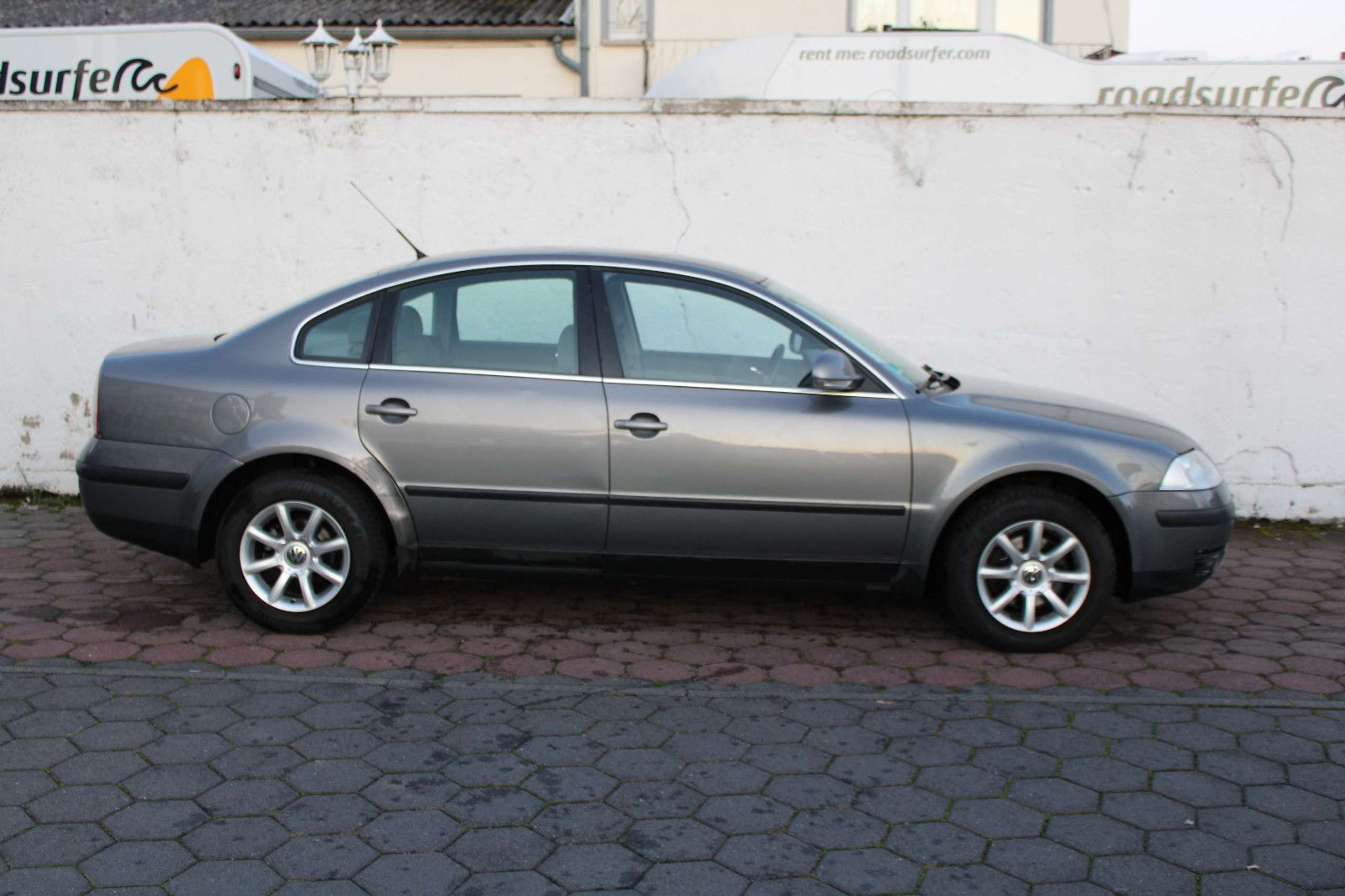 Volkswagen - Passat