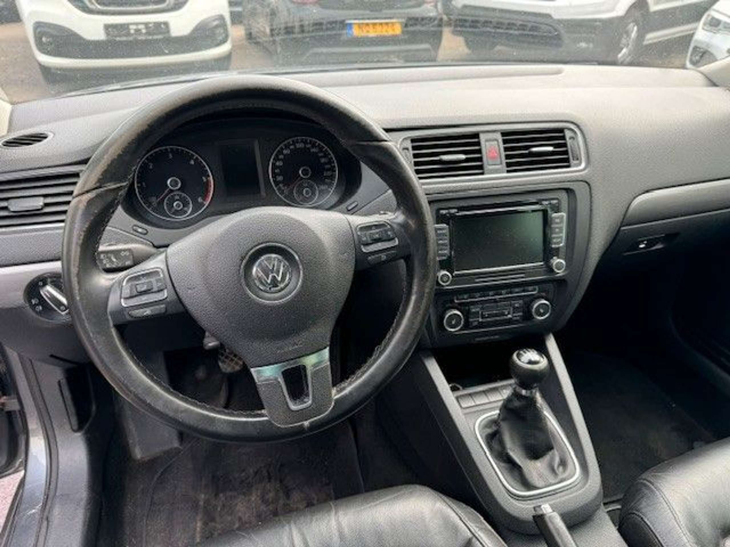 Volkswagen - Jetta