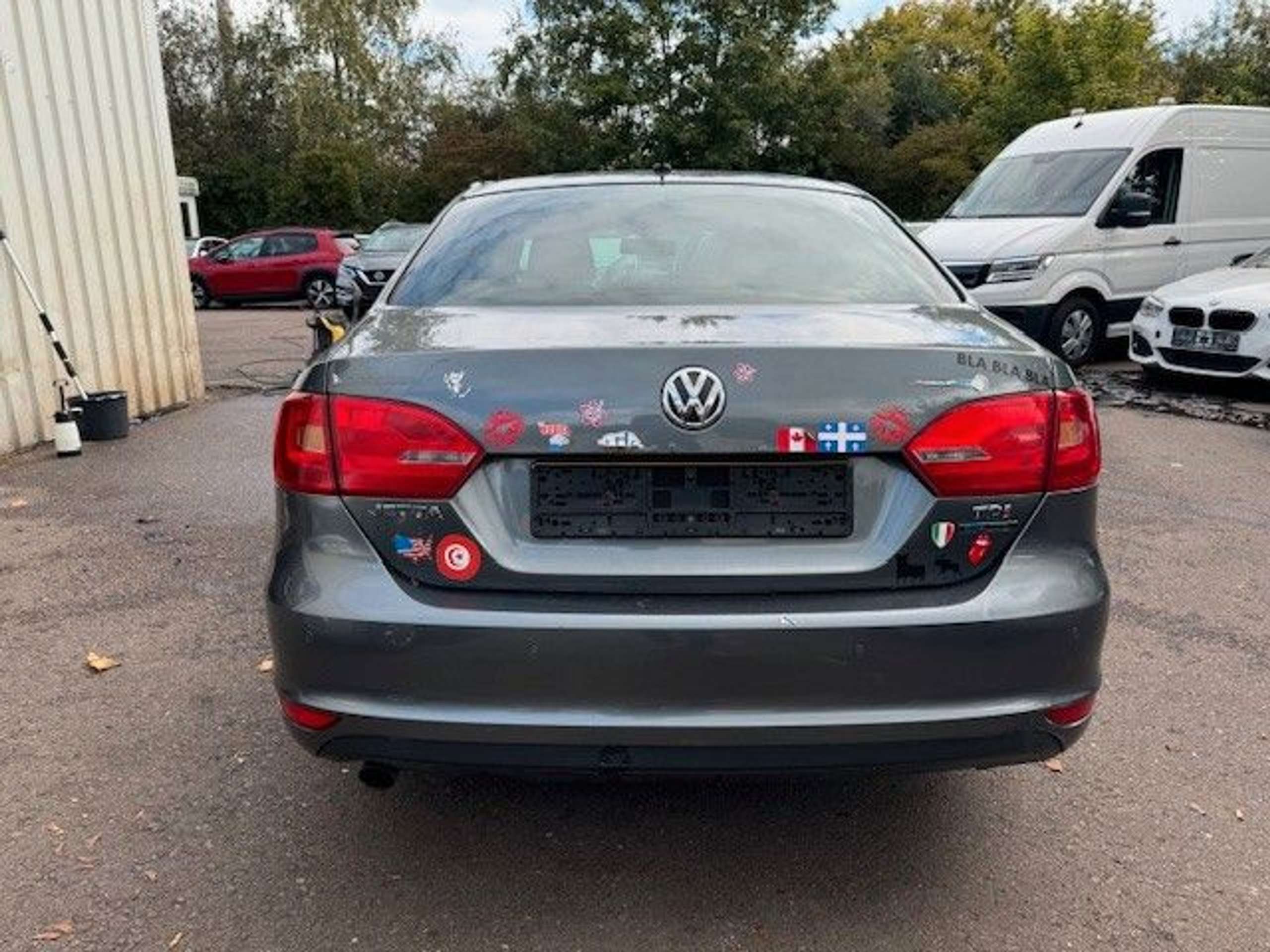 Volkswagen - Jetta